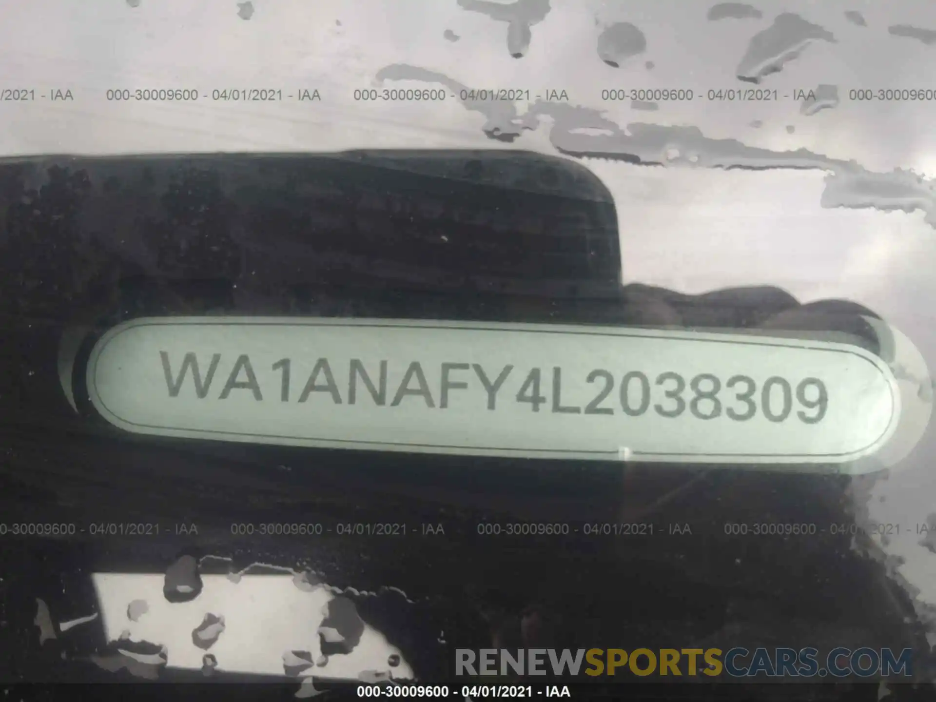 9 Photograph of a damaged car WA1ANAFY4L2038309 AUDI Q5 2020