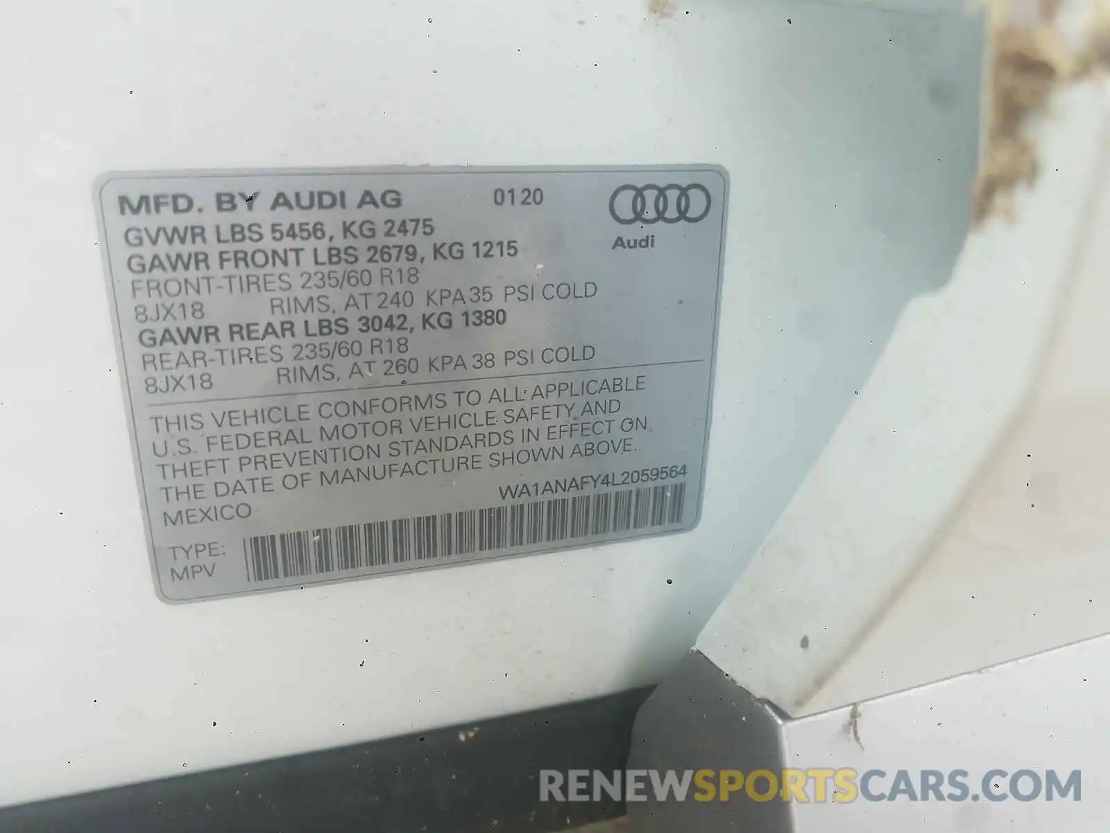 10 Photograph of a damaged car WA1ANAFY4L2059564 AUDI Q5 2020