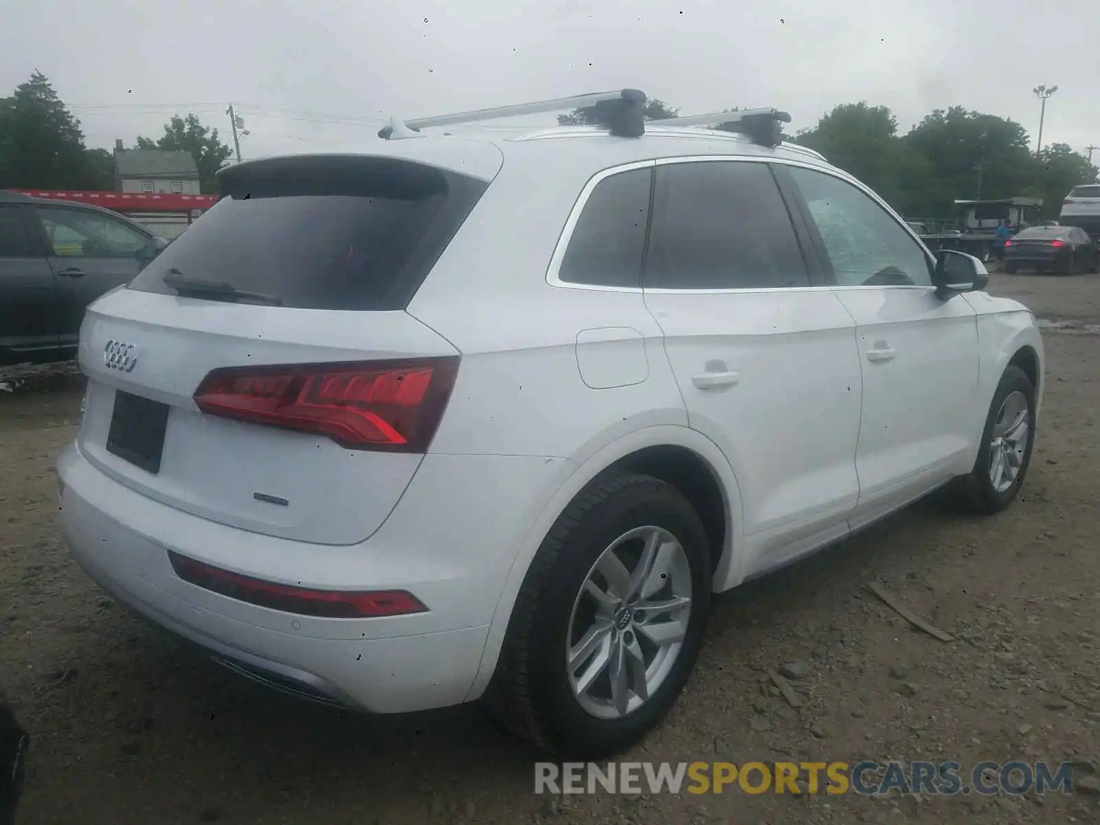 4 Photograph of a damaged car WA1ANAFY4L2059564 AUDI Q5 2020