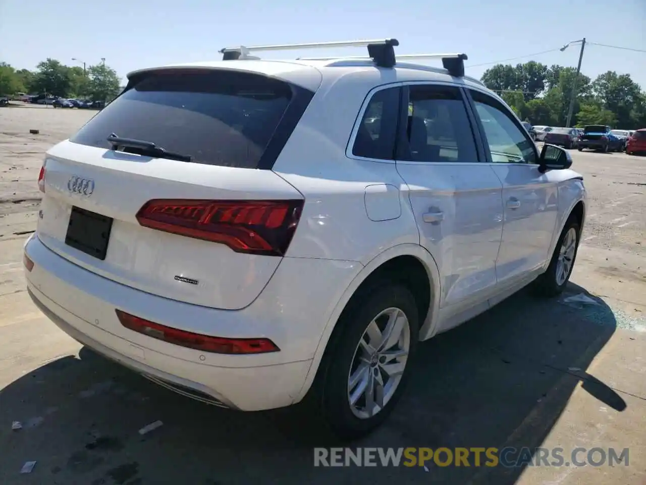 4 Photograph of a damaged car WA1ANAFY4L2064201 AUDI Q5 2020