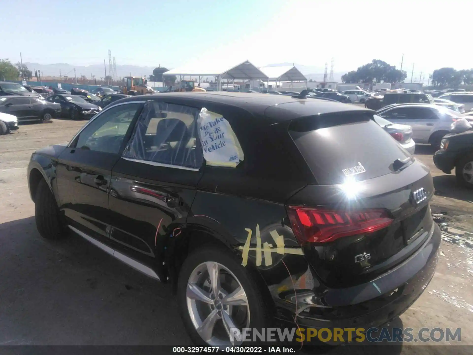 3 Photograph of a damaged car WA1ANAFY4L2067017 AUDI Q5 2020