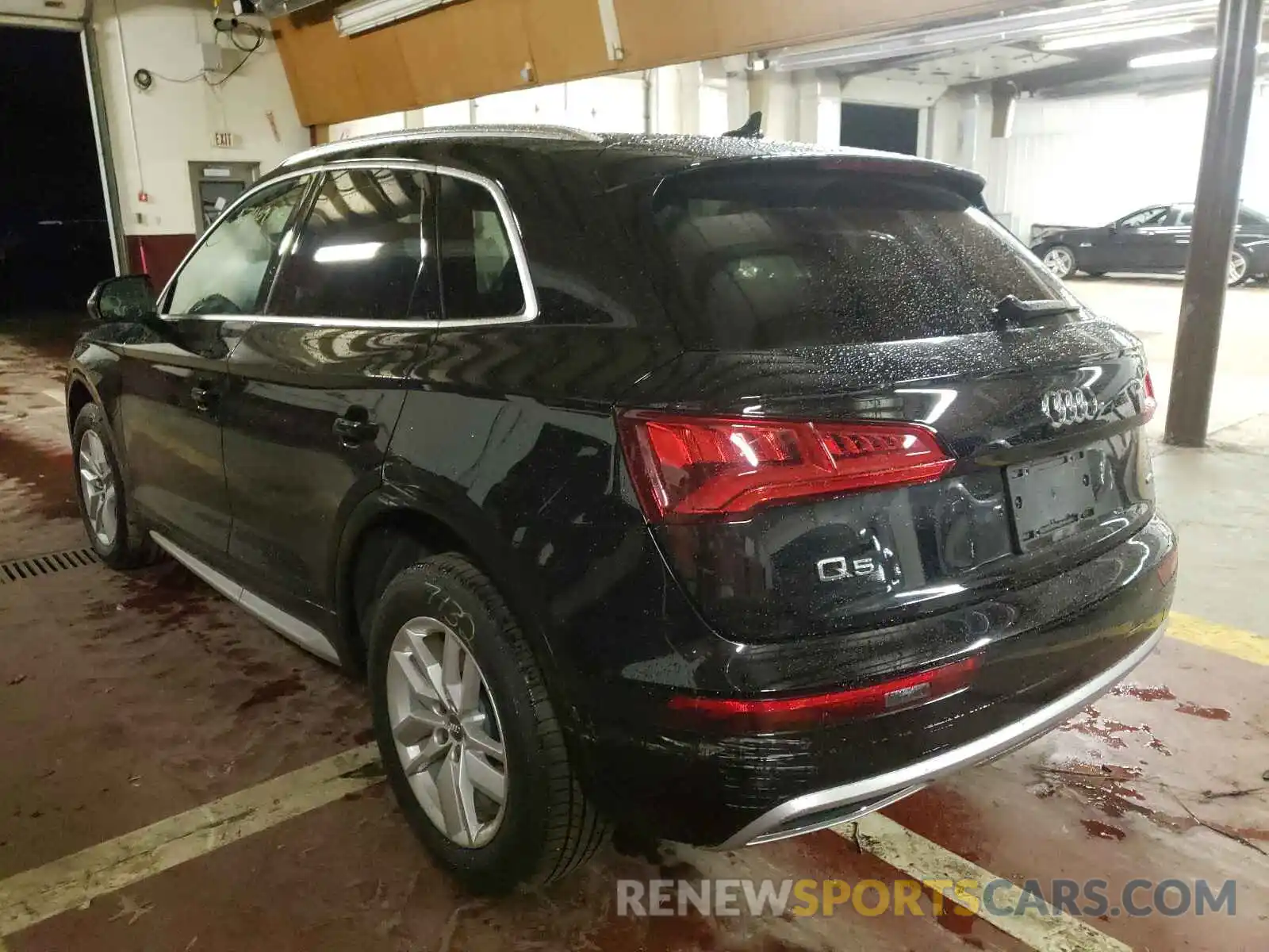 3 Фотография поврежденного автомобиля WA1ANAFY4L2085629 AUDI Q5 2020