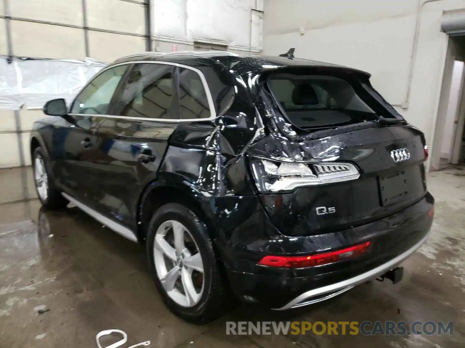 3 Фотография поврежденного автомобиля WA1ANAFY4L2104468 AUDI Q5 2020