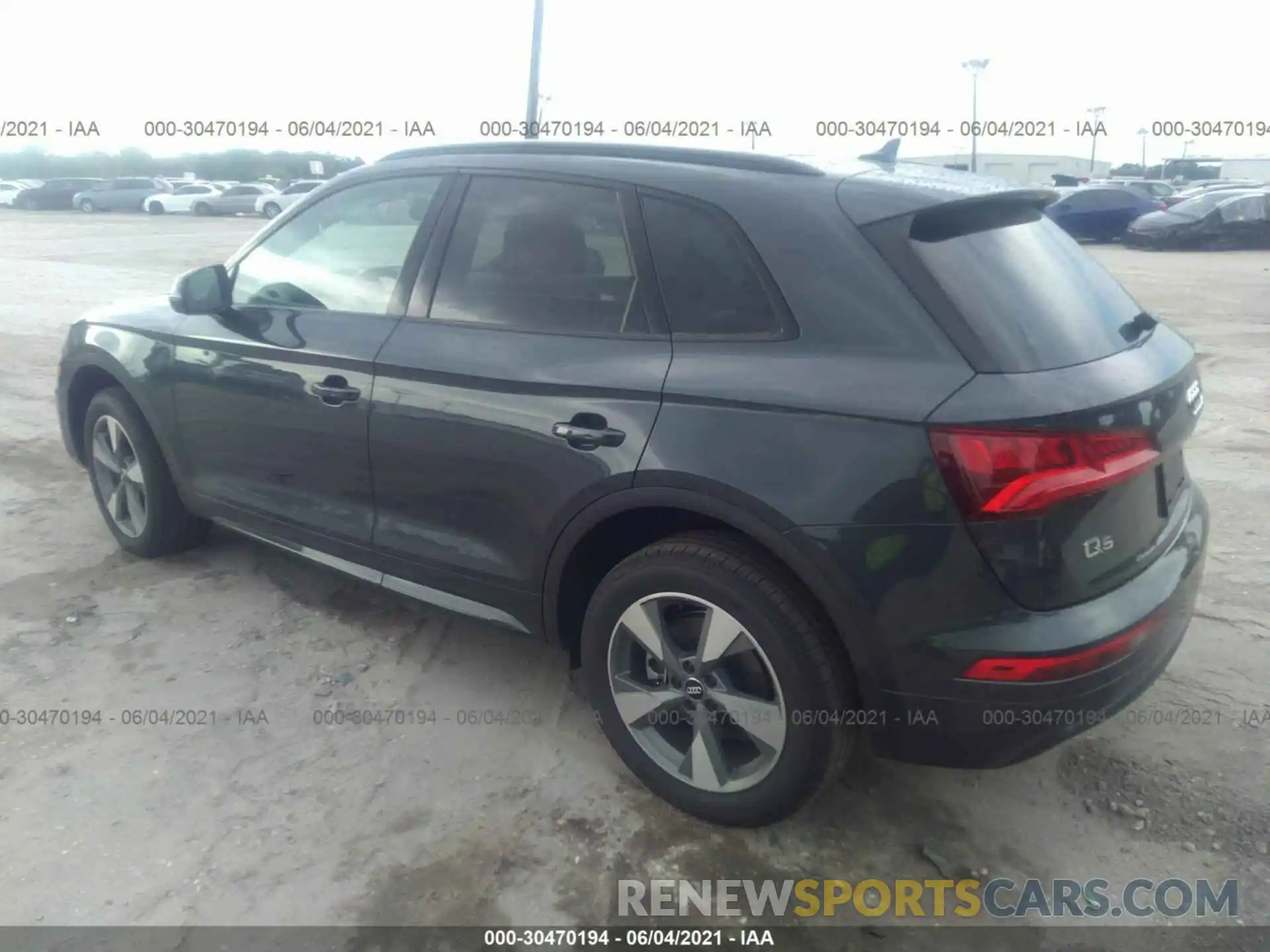 3 Фотография поврежденного автомобиля WA1ANAFY4L2111629 AUDI Q5 2020