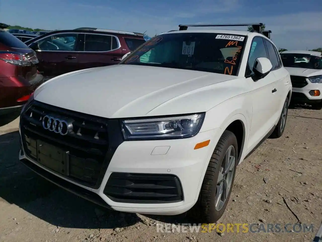 2 Фотография поврежденного автомобиля WA1ANAFY4L2121125 AUDI Q5 2020