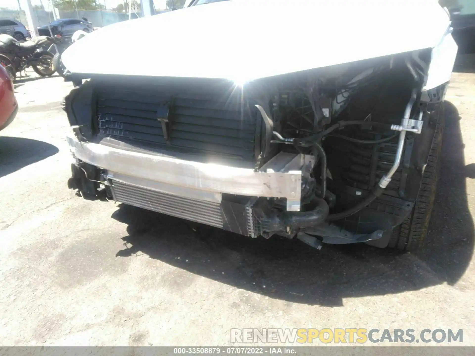 6 Photograph of a damaged car WA1ANAFY5L2005285 AUDI Q5 2020