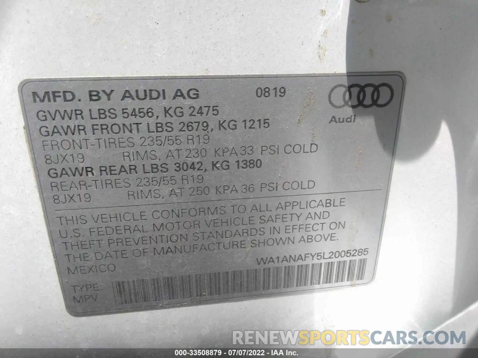 9 Photograph of a damaged car WA1ANAFY5L2005285 AUDI Q5 2020