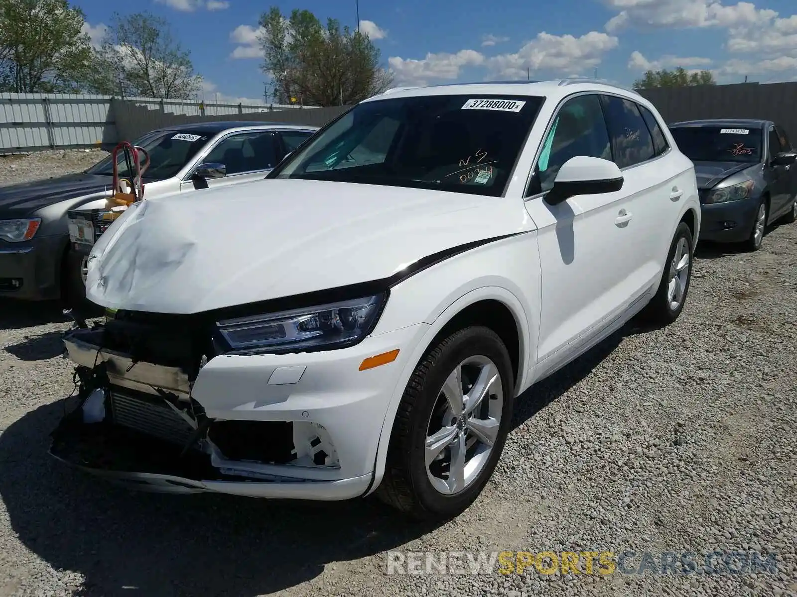 2 Photograph of a damaged car WA1ANAFY5L2010034 AUDI Q5 2020