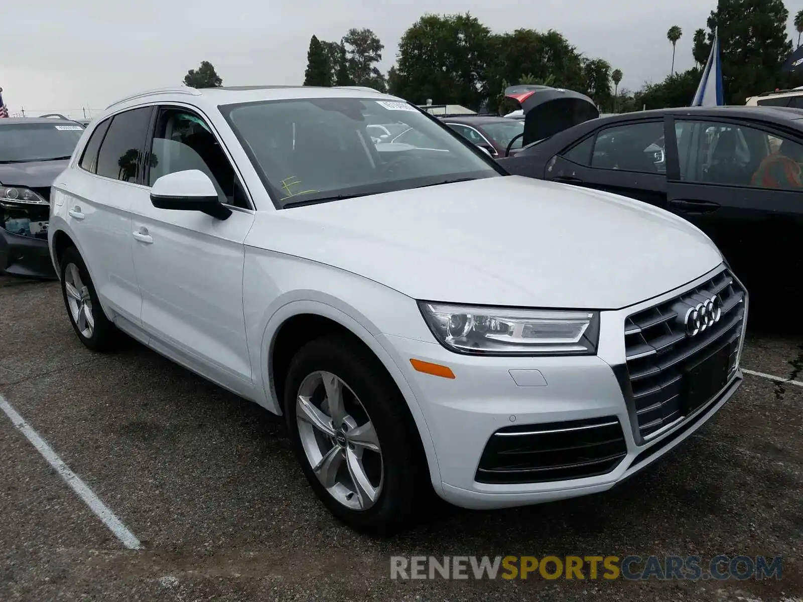 1 Photograph of a damaged car WA1ANAFY5L2020529 AUDI Q5 2020