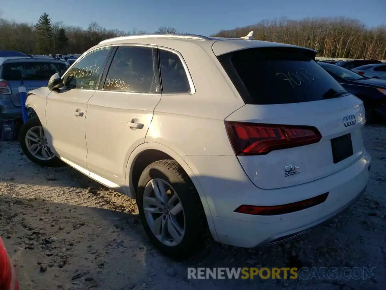 3 Photograph of a damaged car WA1ANAFY5L2041655 AUDI Q5 2020