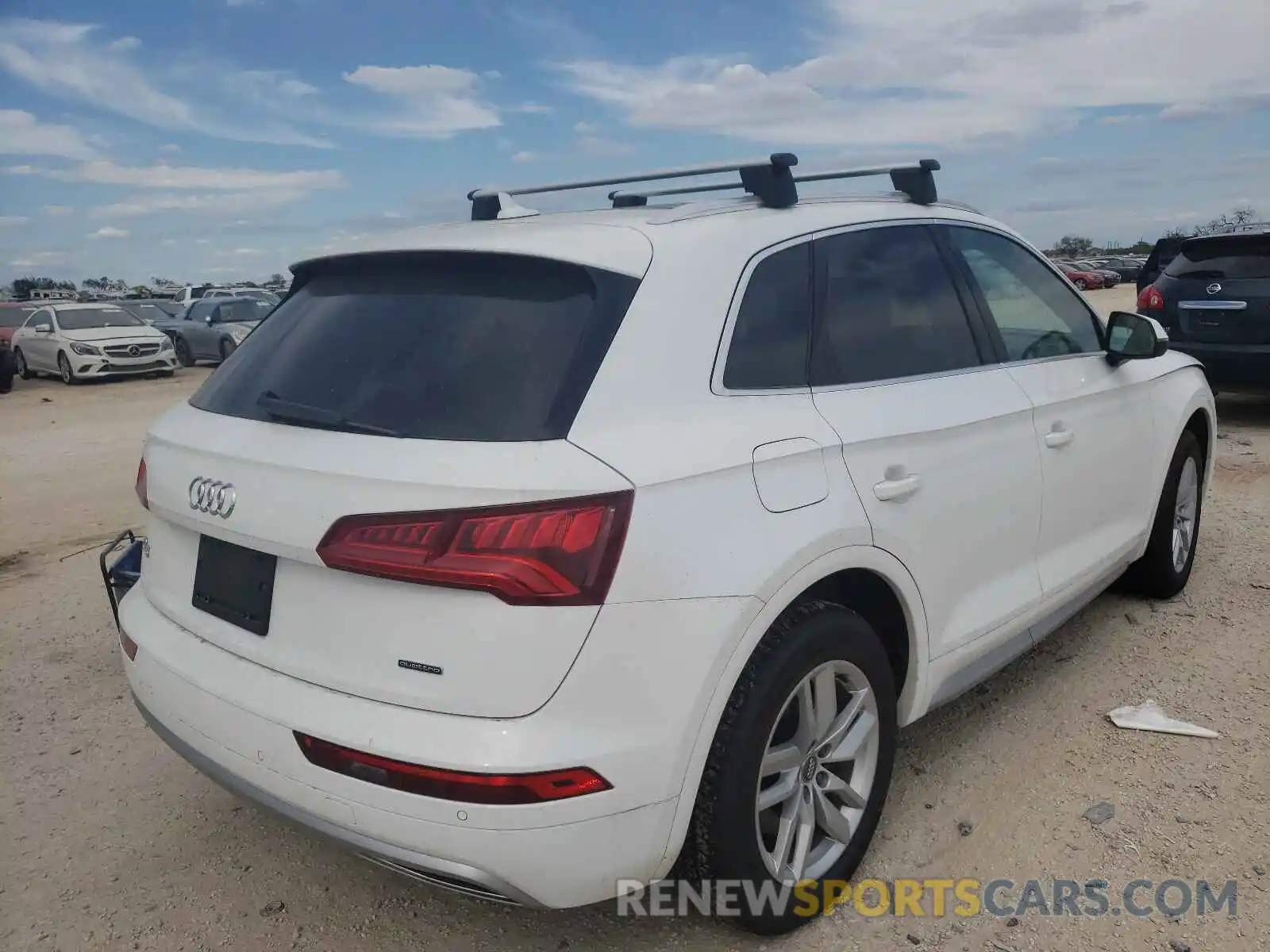 4 Photograph of a damaged car WA1ANAFY5L2041977 AUDI Q5 2020