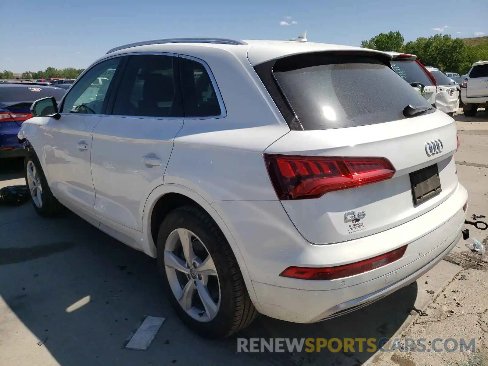 3 Фотография поврежденного автомобиля WA1ANAFY5L2044524 AUDI Q5 2020