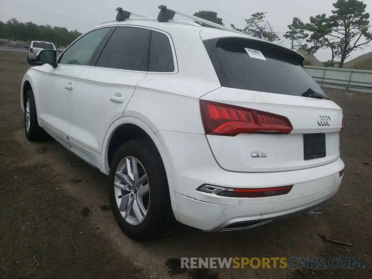 3 Фотография поврежденного автомобиля WA1ANAFY5L2061212 AUDI Q5 2020