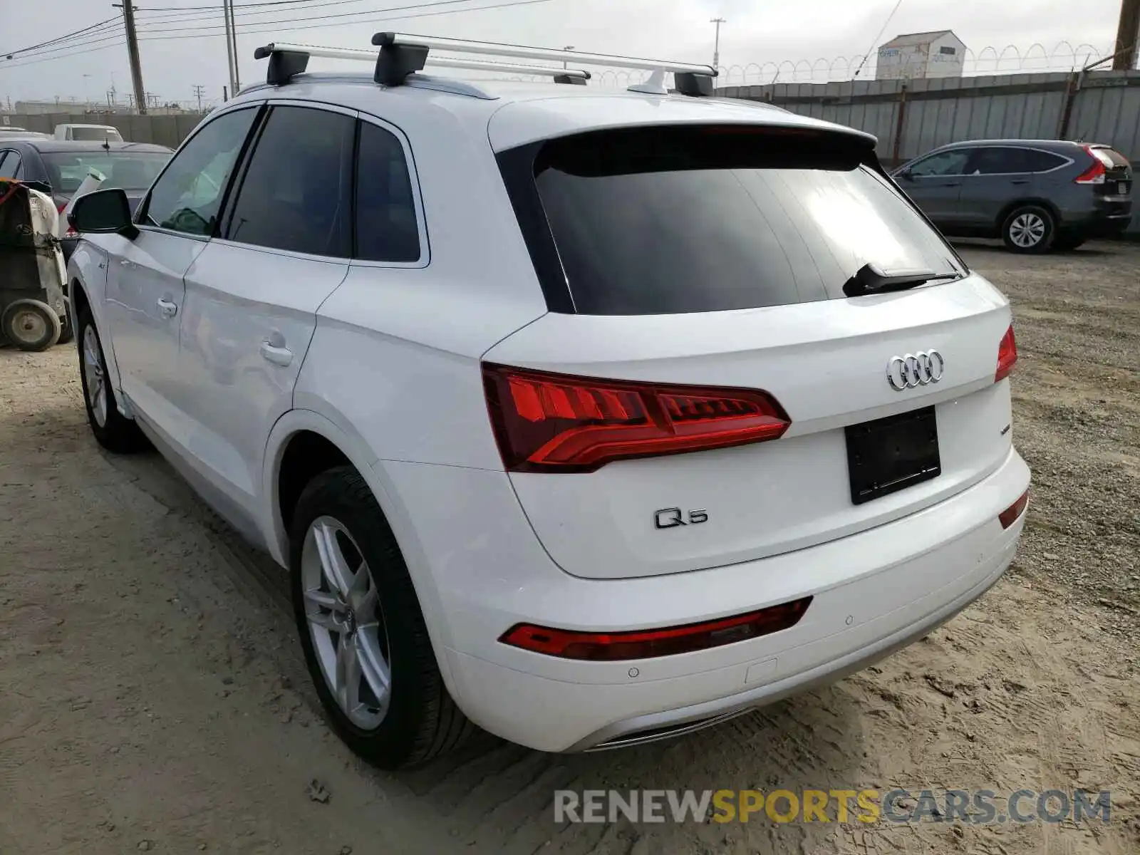 3 Фотография поврежденного автомобиля WA1ANAFY5L2061405 AUDI Q5 2020