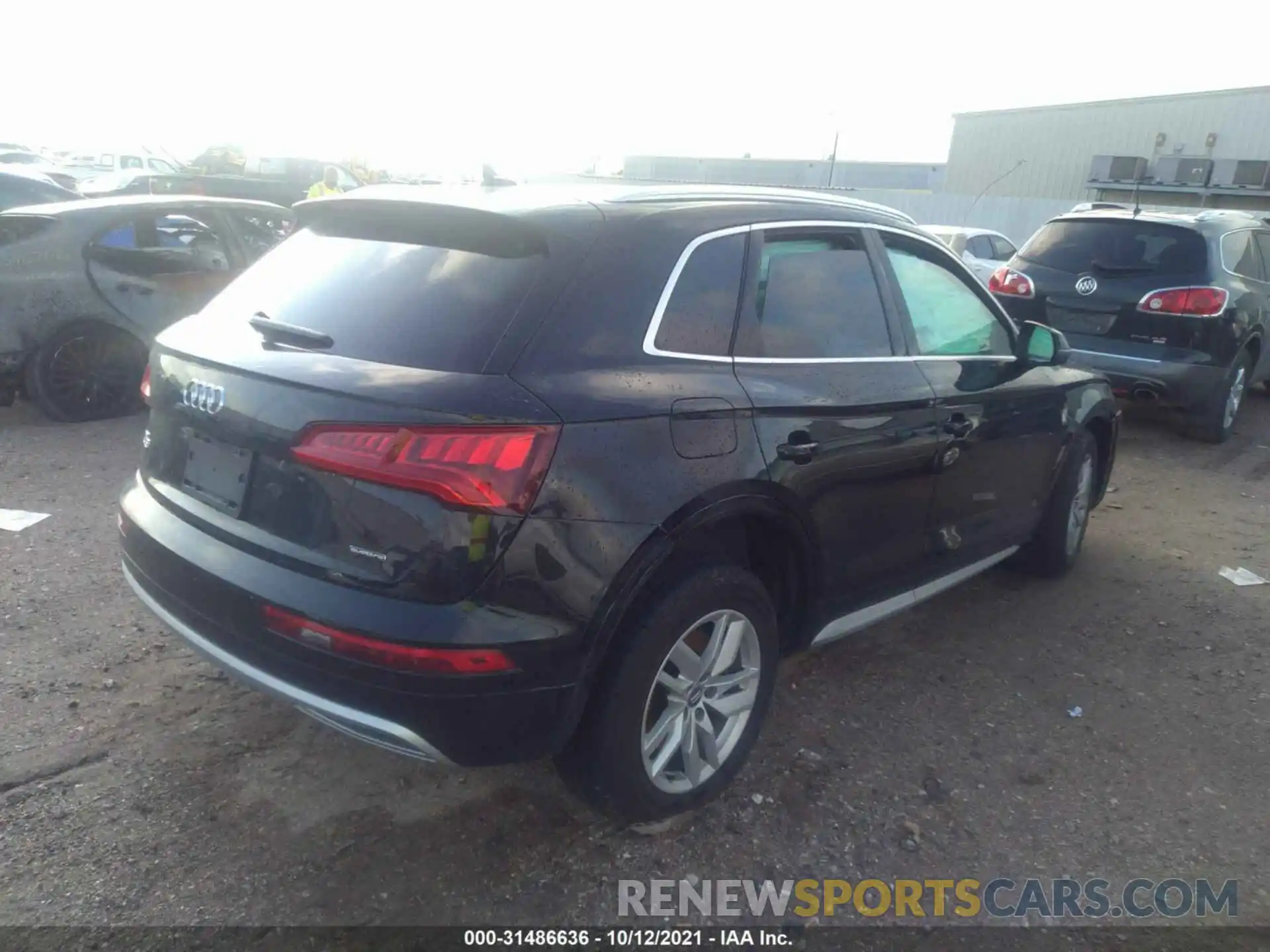 4 Photograph of a damaged car WA1ANAFY5L2061887 AUDI Q5 2020