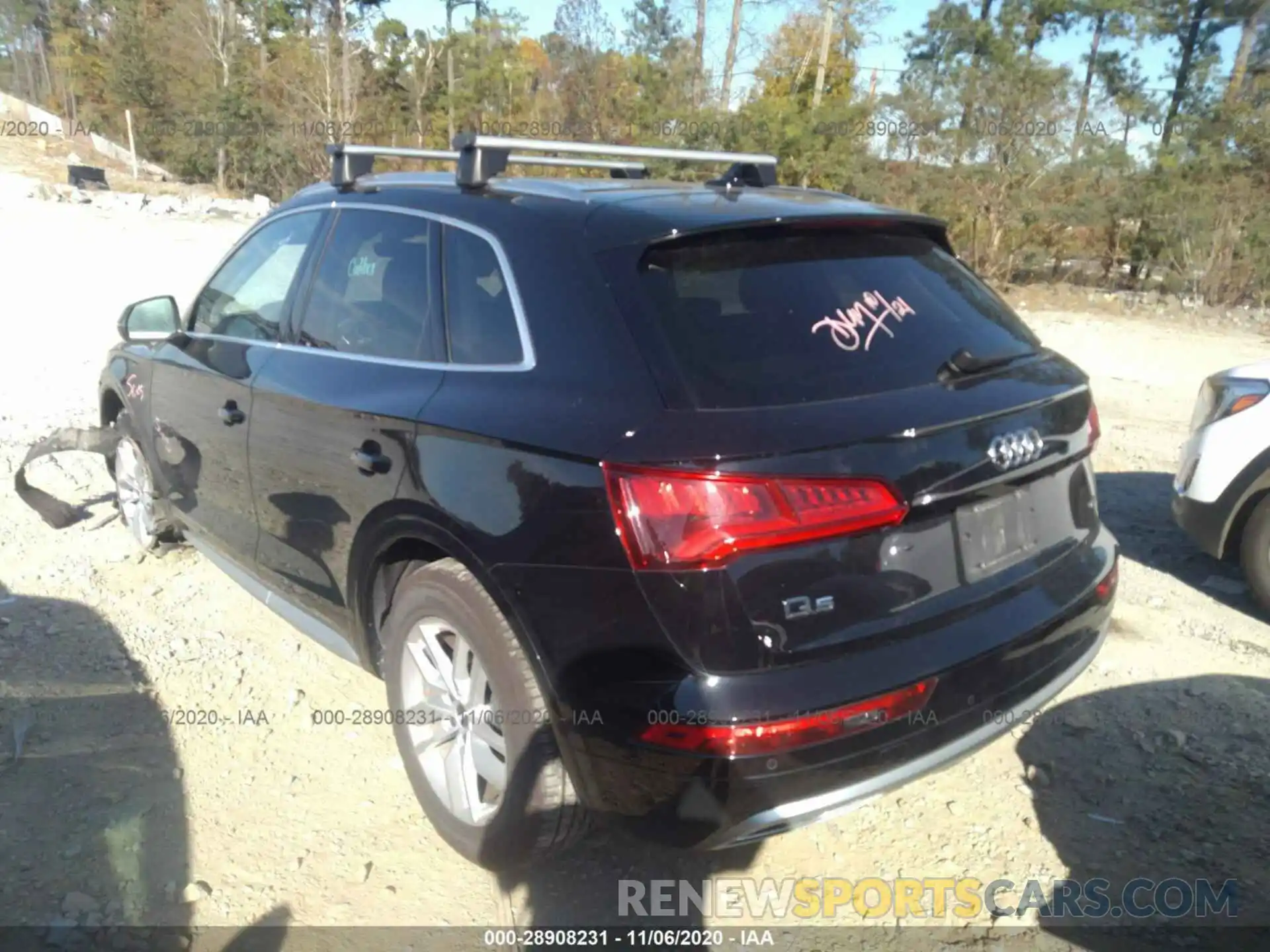 3 Фотография поврежденного автомобиля WA1ANAFY5L2063011 AUDI Q5 2020