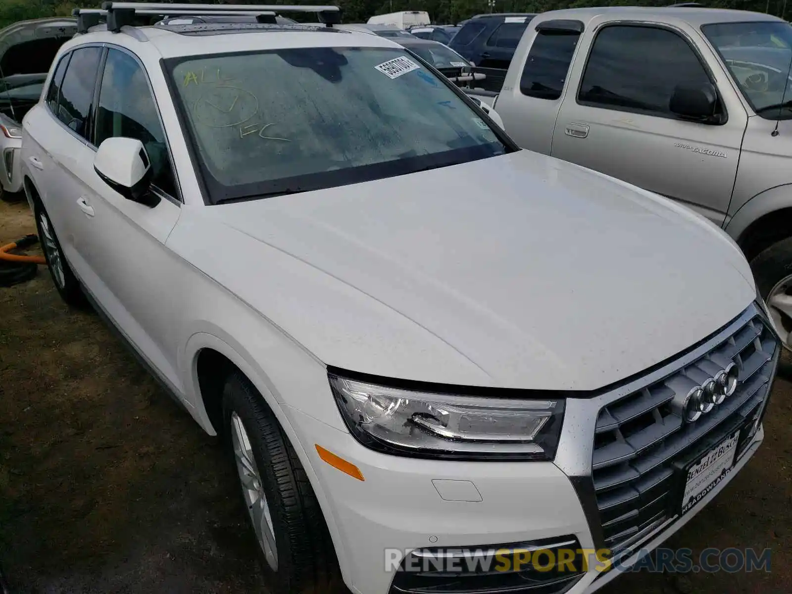 1 Photograph of a damaged car WA1ANAFY5L2065146 AUDI Q5 2020