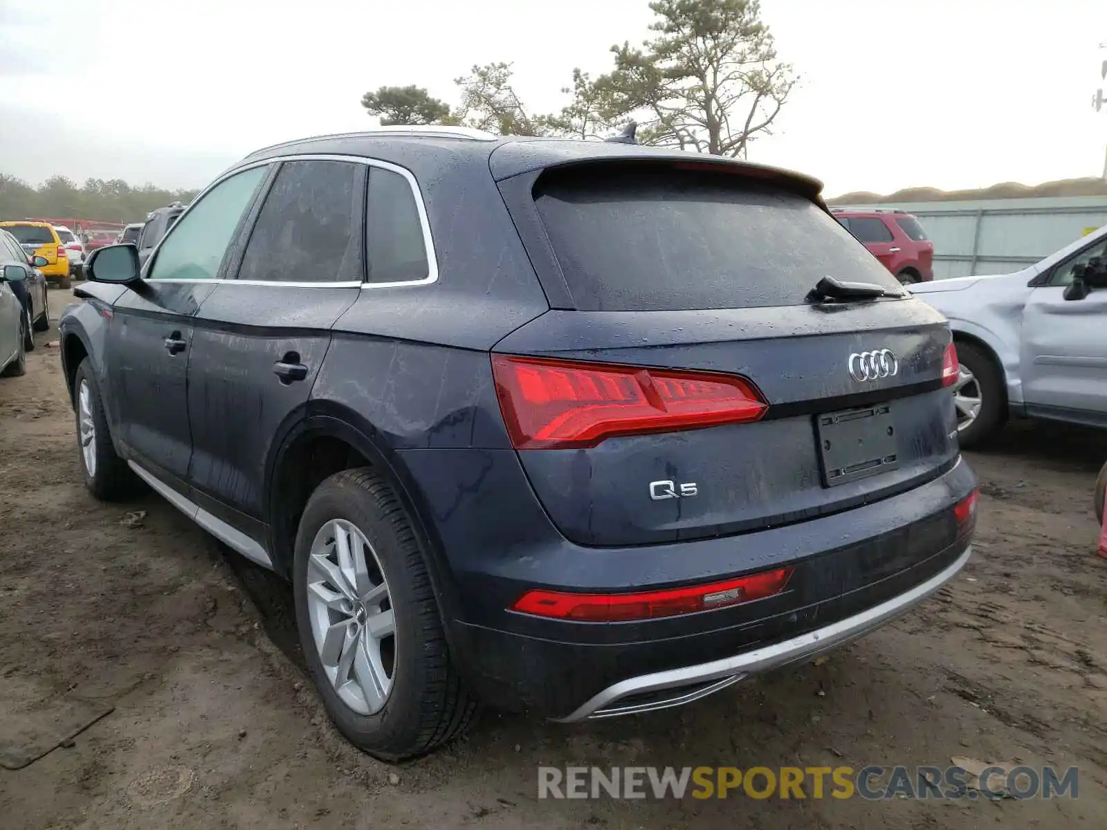 3 Фотография поврежденного автомобиля WA1ANAFY5L2072405 AUDI Q5 2020