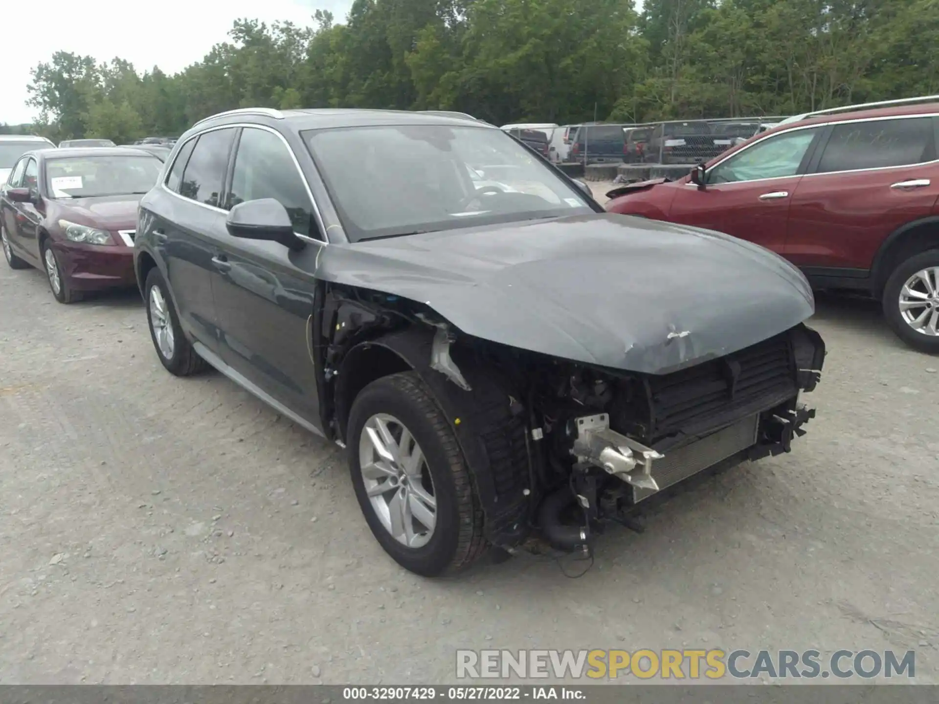 1 Photograph of a damaged car WA1ANAFY5L2076096 AUDI Q5 2020