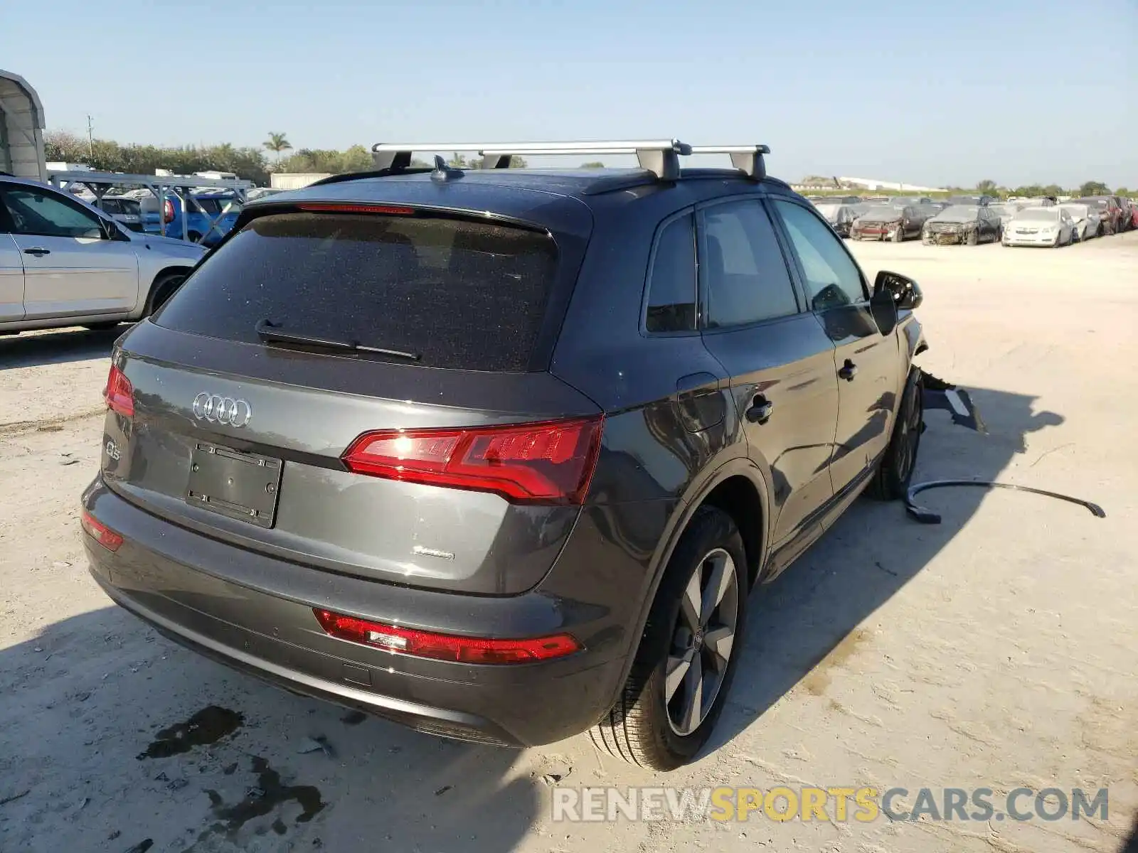 4 Photograph of a damaged car WA1ANAFY5L2114054 AUDI Q5 2020