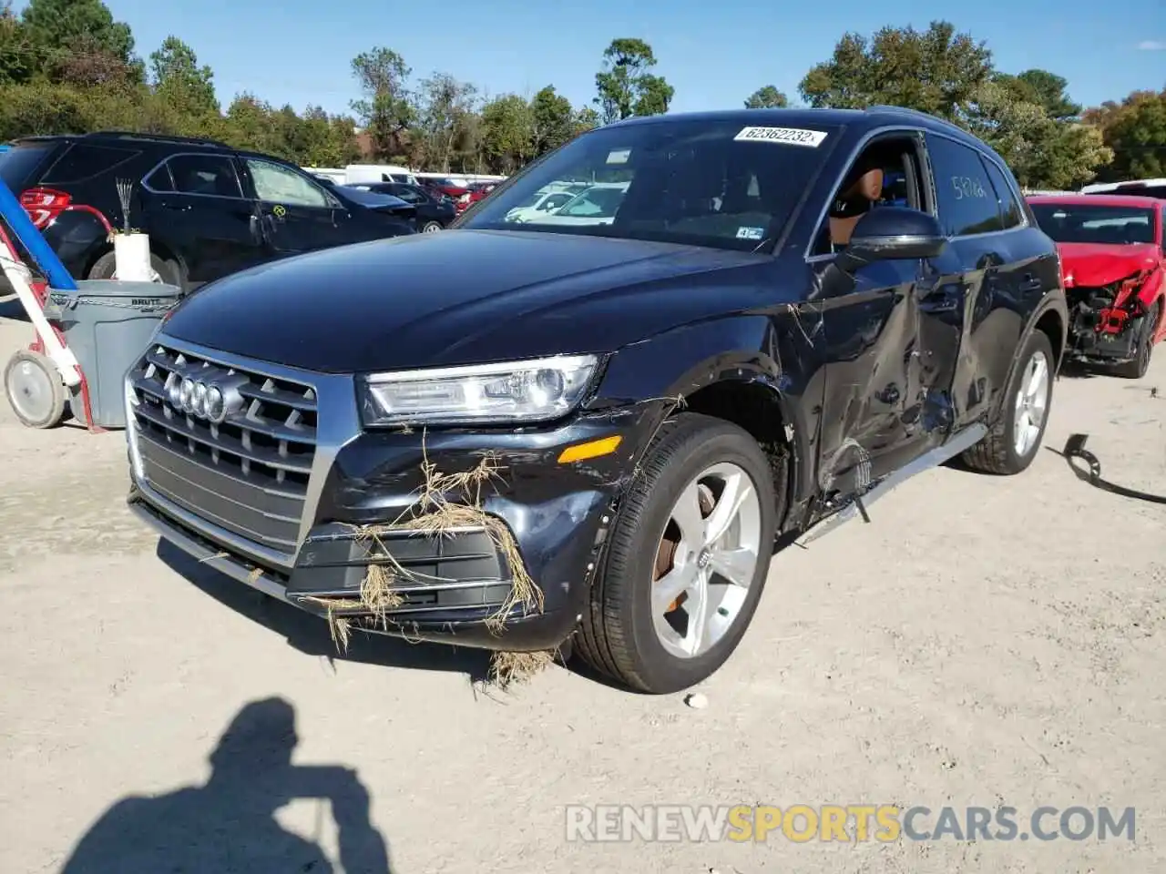 2 Photograph of a damaged car WA1ANAFY6L2009989 AUDI Q5 2020