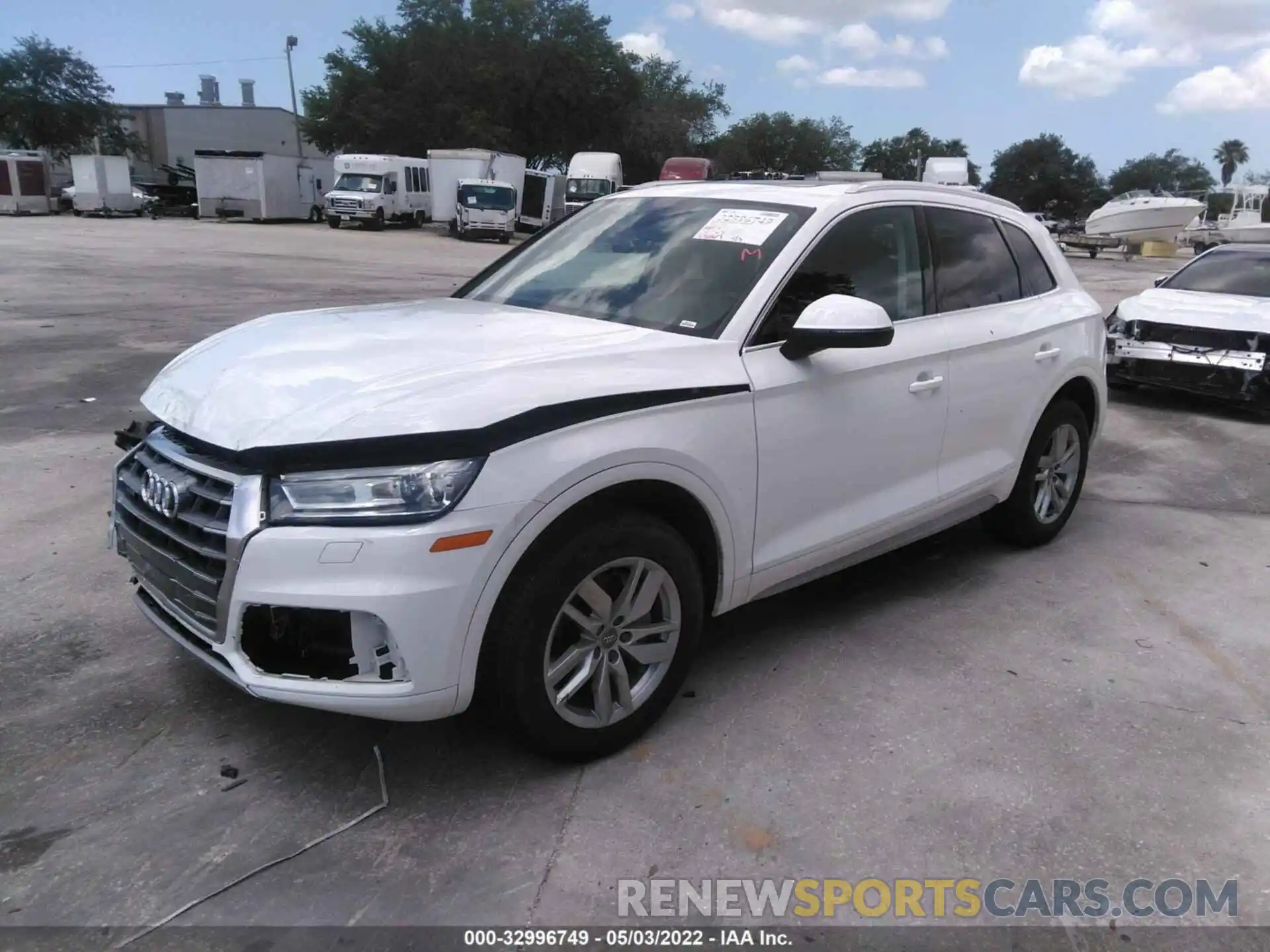 2 Photograph of a damaged car WA1ANAFY6L2012813 AUDI Q5 2020