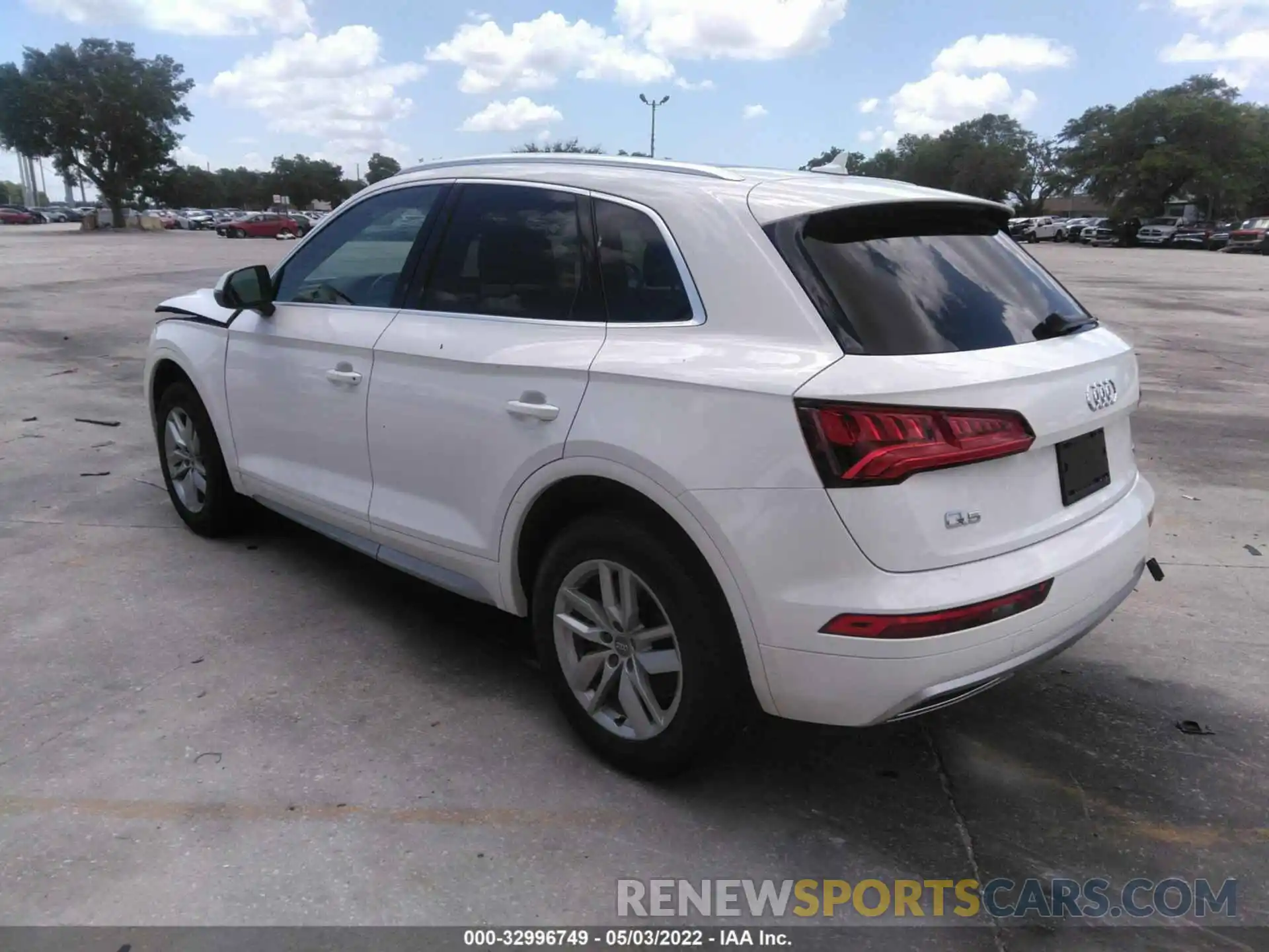 3 Фотография поврежденного автомобиля WA1ANAFY6L2012813 AUDI Q5 2020