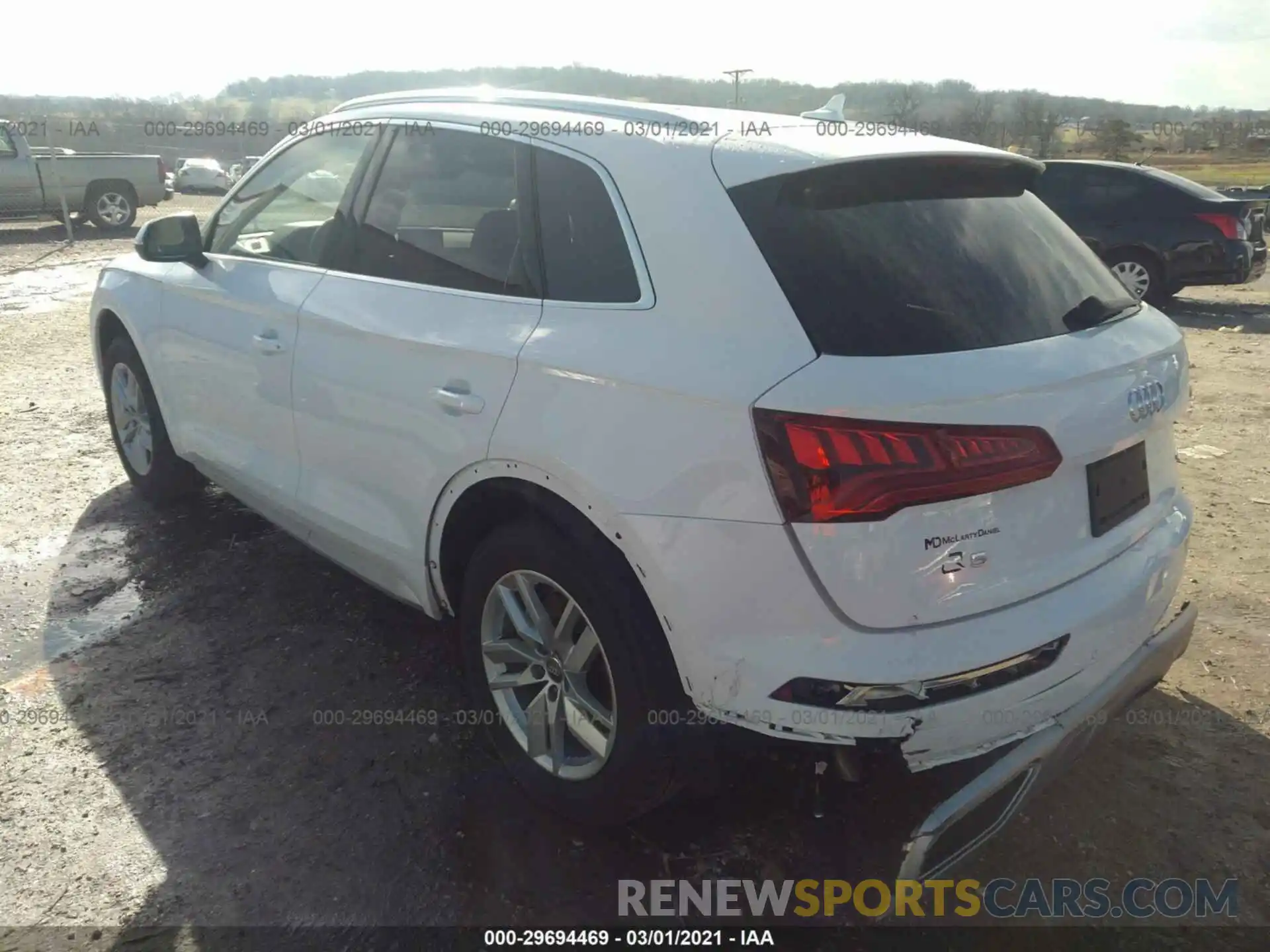 3 Фотография поврежденного автомобиля WA1ANAFY6L2026002 AUDI Q5 2020