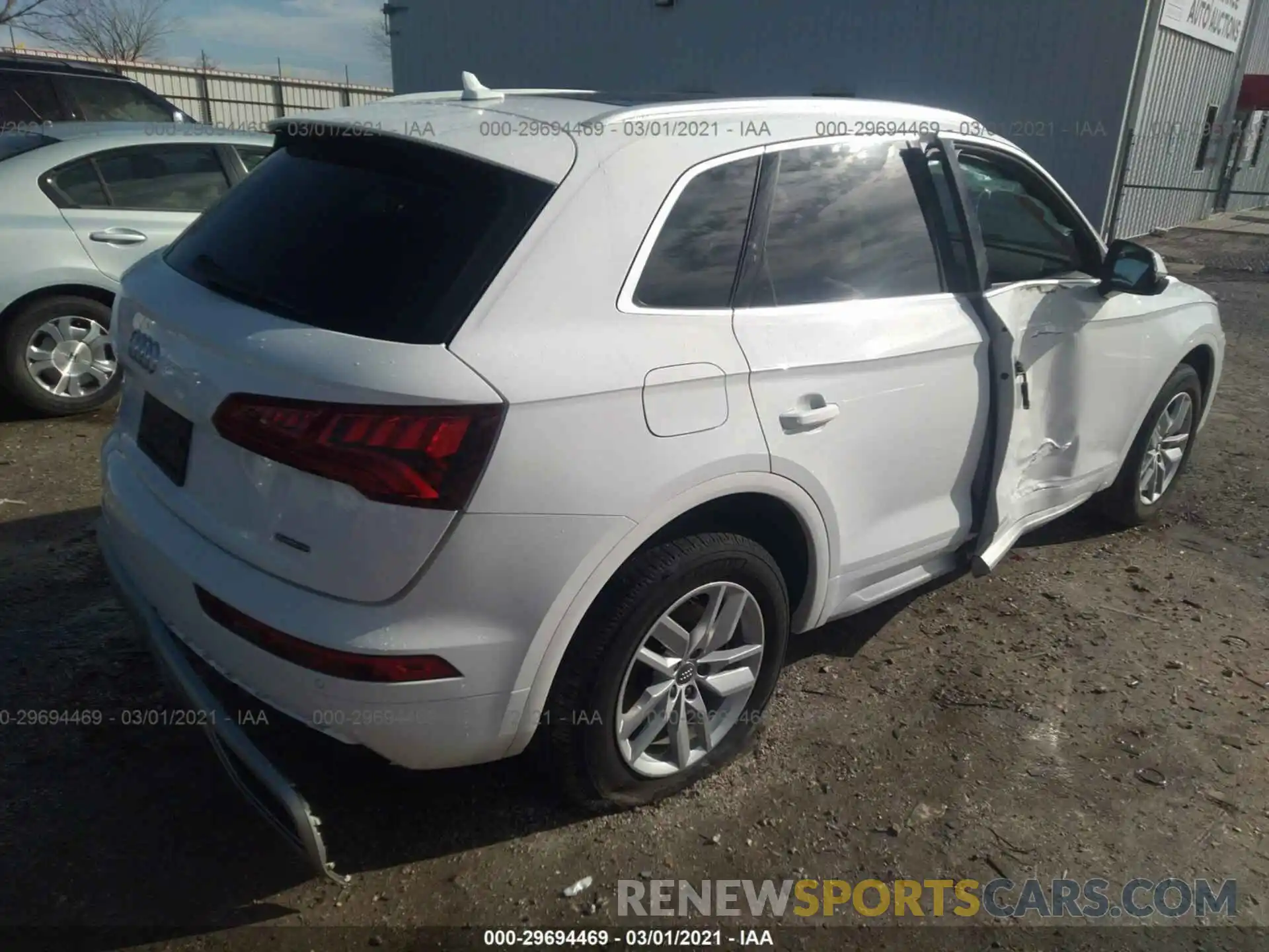 4 Фотография поврежденного автомобиля WA1ANAFY6L2026002 AUDI Q5 2020