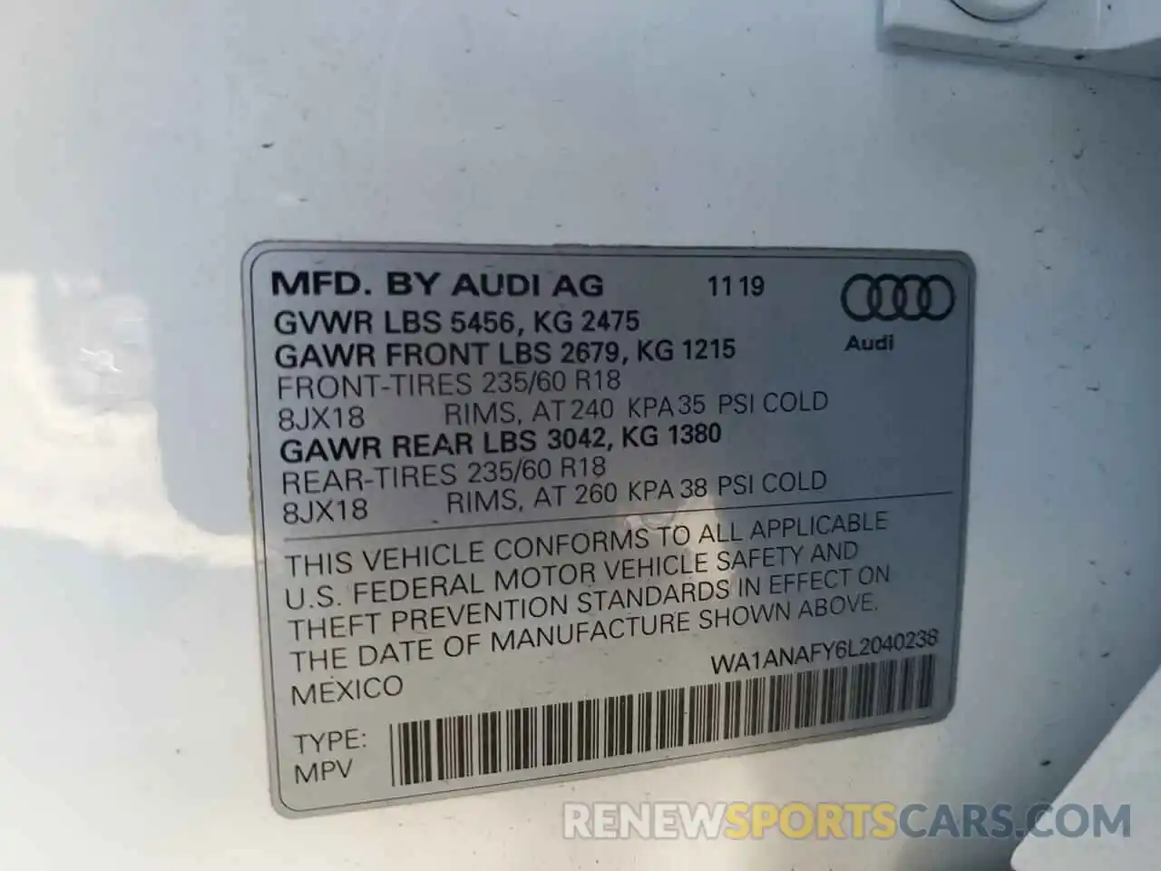 10 Photograph of a damaged car WA1ANAFY6L2040238 AUDI Q5 2020