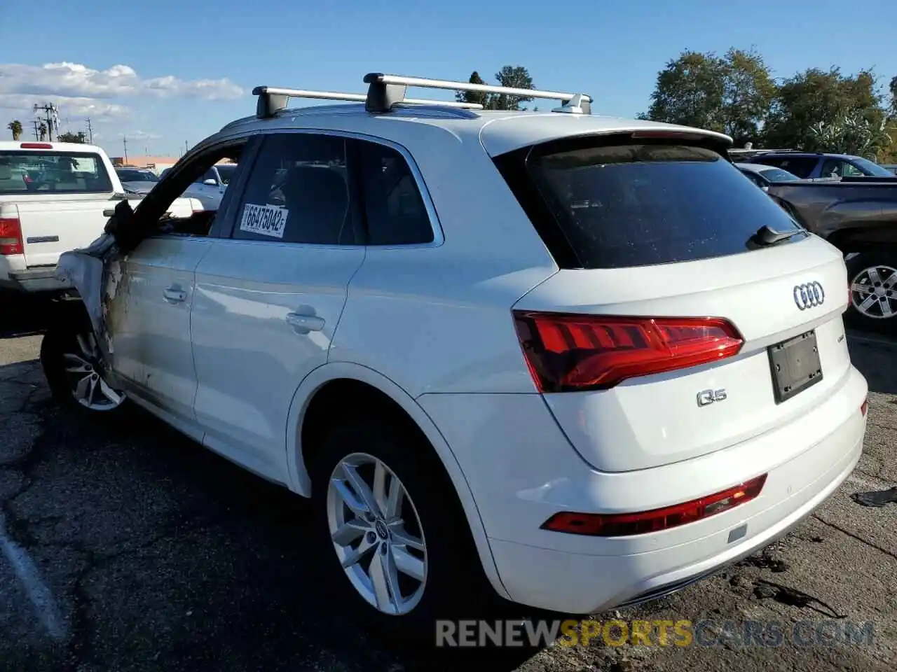 3 Photograph of a damaged car WA1ANAFY6L2040238 AUDI Q5 2020