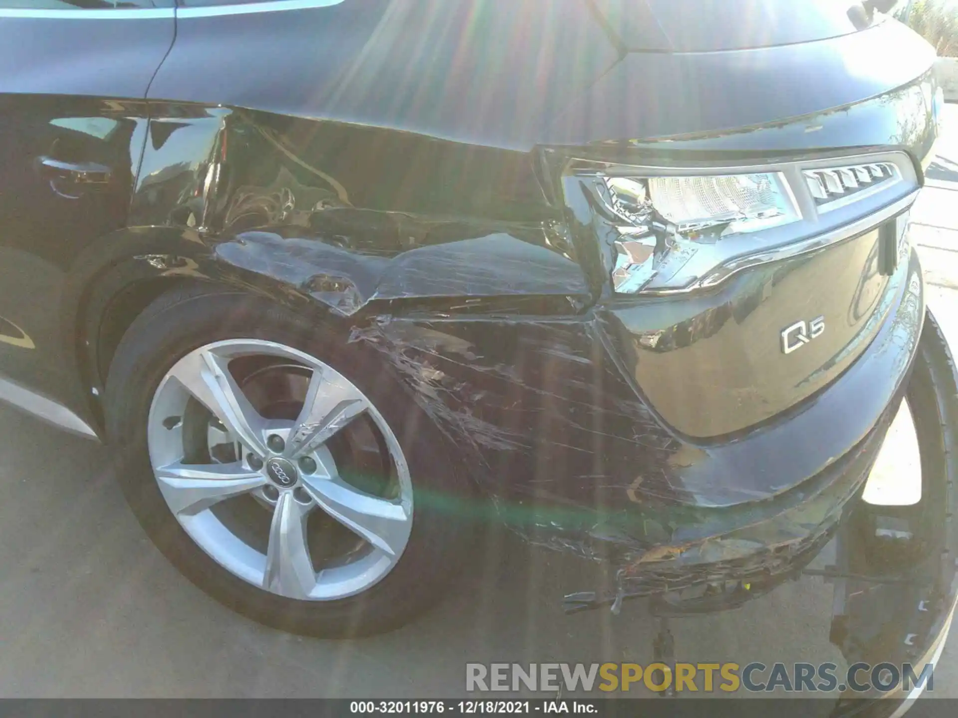 6 Photograph of a damaged car WA1ANAFY6L2053684 AUDI Q5 2020