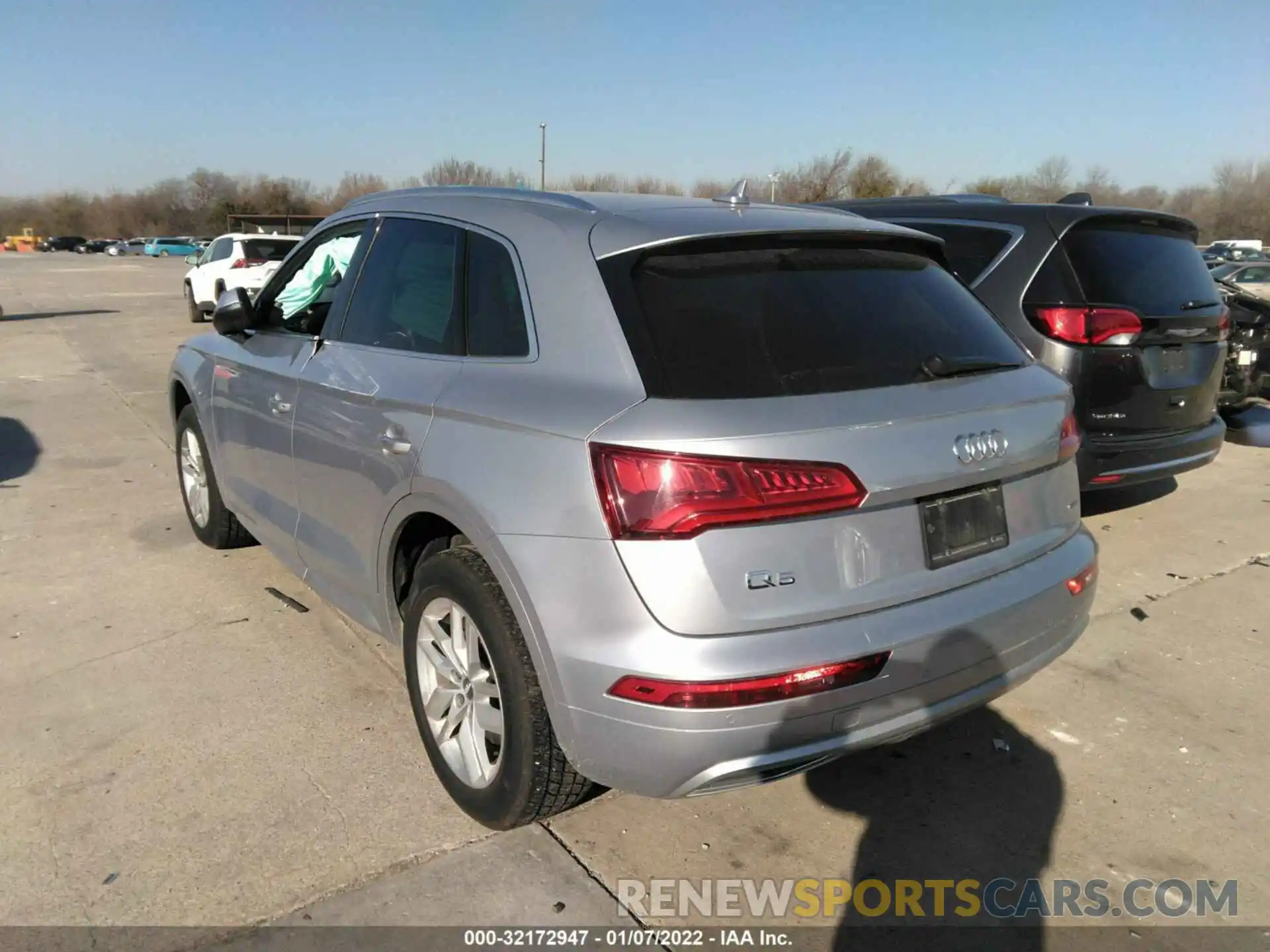 3 Photograph of a damaged car WA1ANAFY6L2058867 AUDI Q5 2020