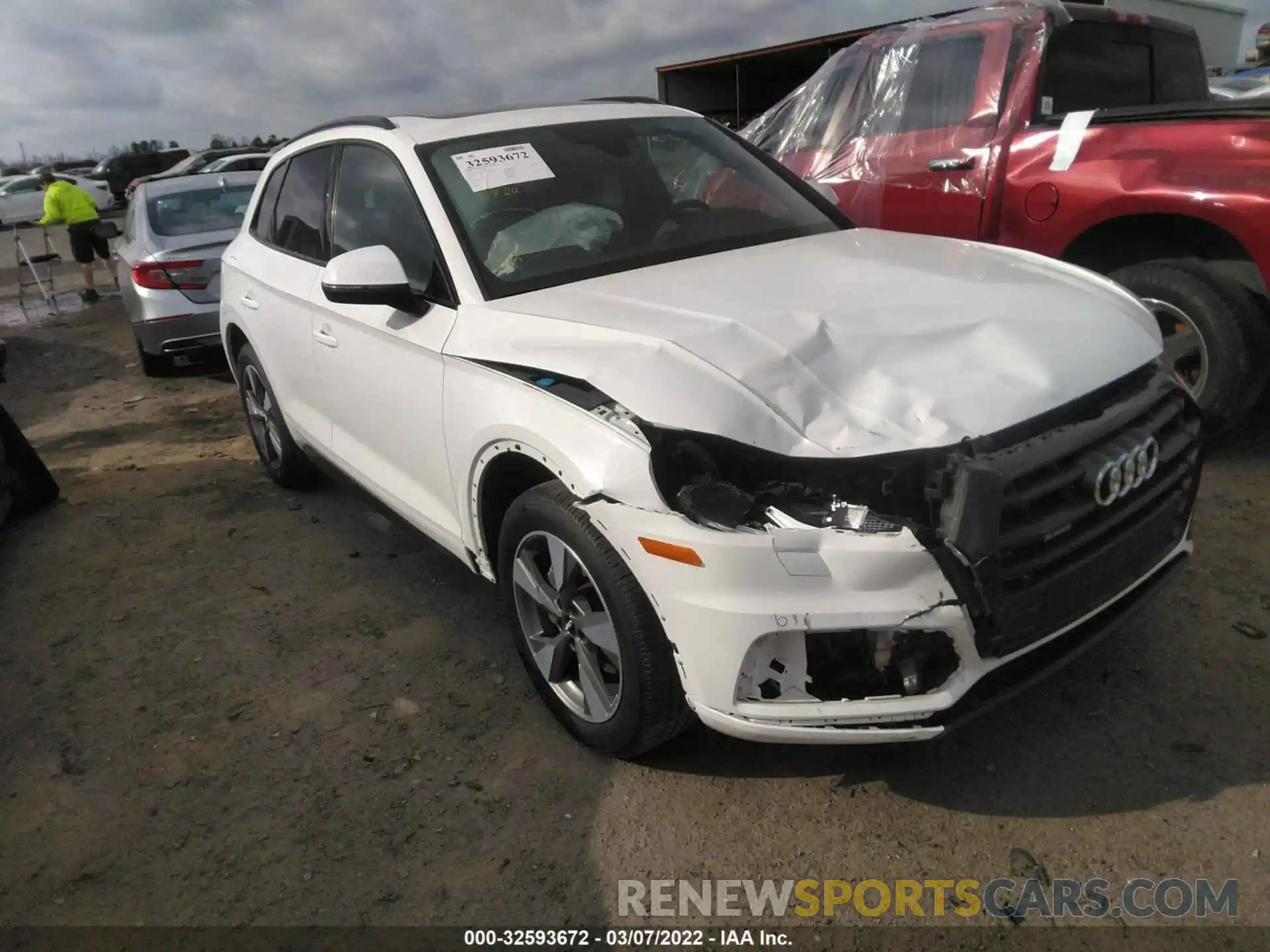 1 Photograph of a damaged car WA1ANAFY6L2084093 AUDI Q5 2020