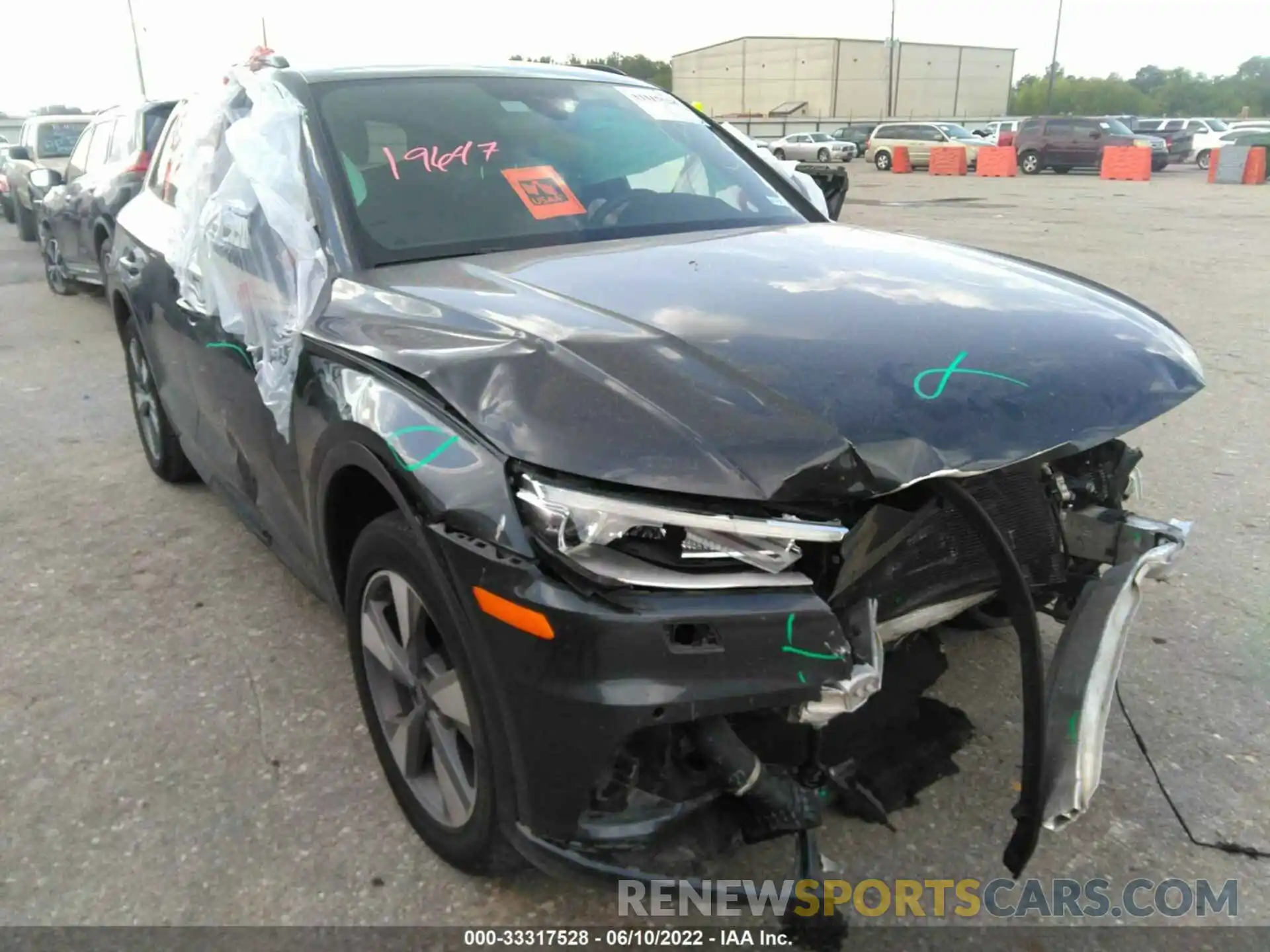 1 Photograph of a damaged car WA1ANAFY6L2103631 AUDI Q5 2020