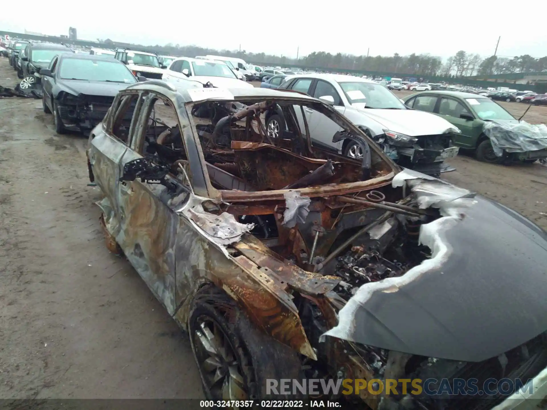 6 Photograph of a damaged car WA1ANAFY6L2104083 AUDI Q5 2020