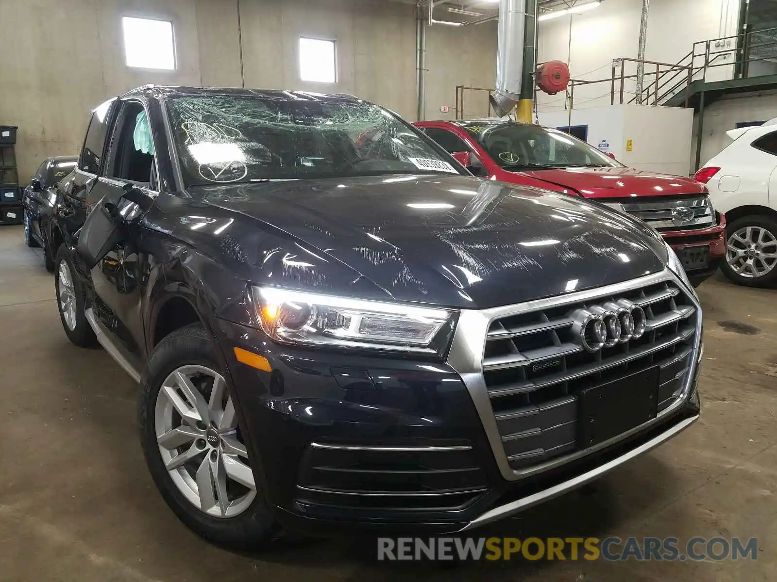 1 Photograph of a damaged car WA1ANAFY7L2004039 AUDI Q5 2020