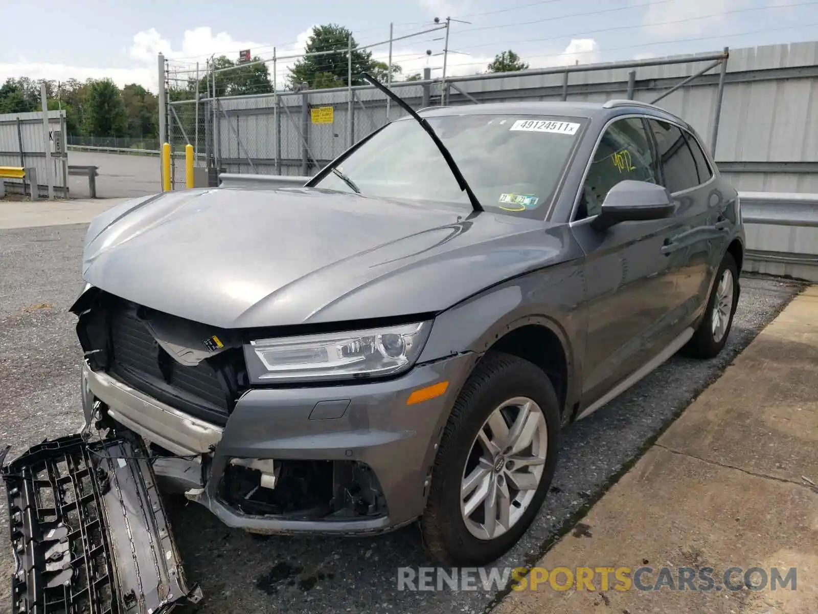 2 Photograph of a damaged car WA1ANAFY7L2004624 AUDI Q5 2020