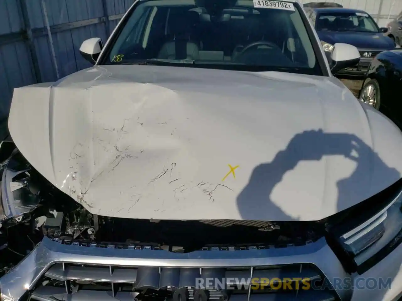 7 Photograph of a damaged car WA1ANAFY7L2058473 AUDI Q5 2020