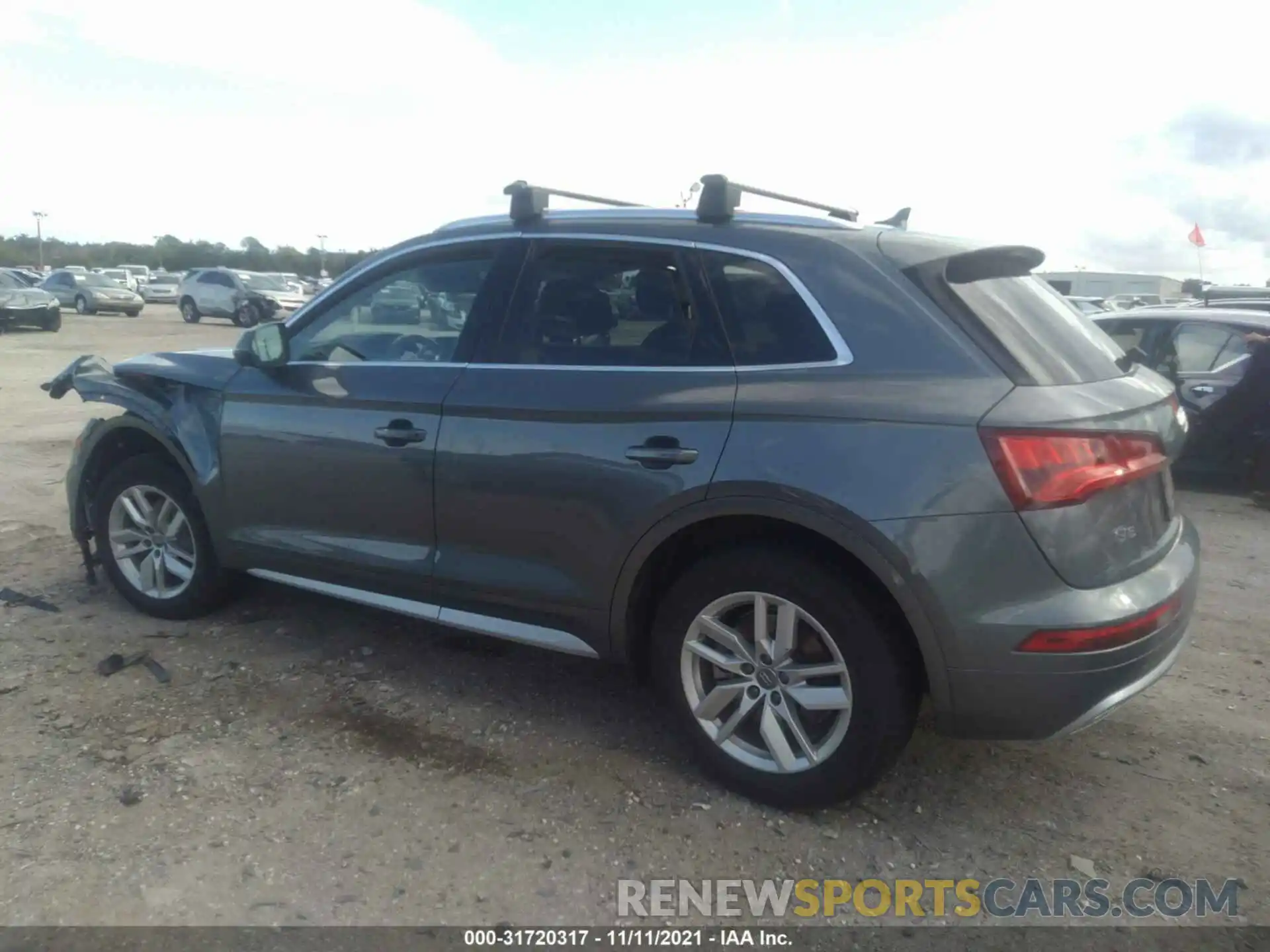 3 Фотография поврежденного автомобиля WA1ANAFY7L2075595 AUDI Q5 2020