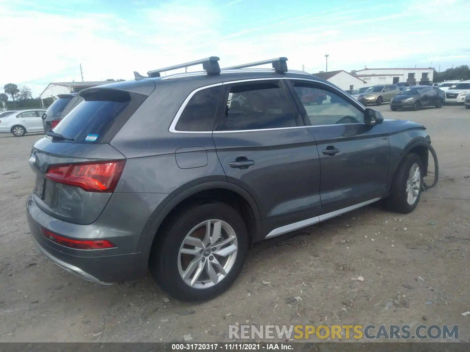 4 Фотография поврежденного автомобиля WA1ANAFY7L2075595 AUDI Q5 2020