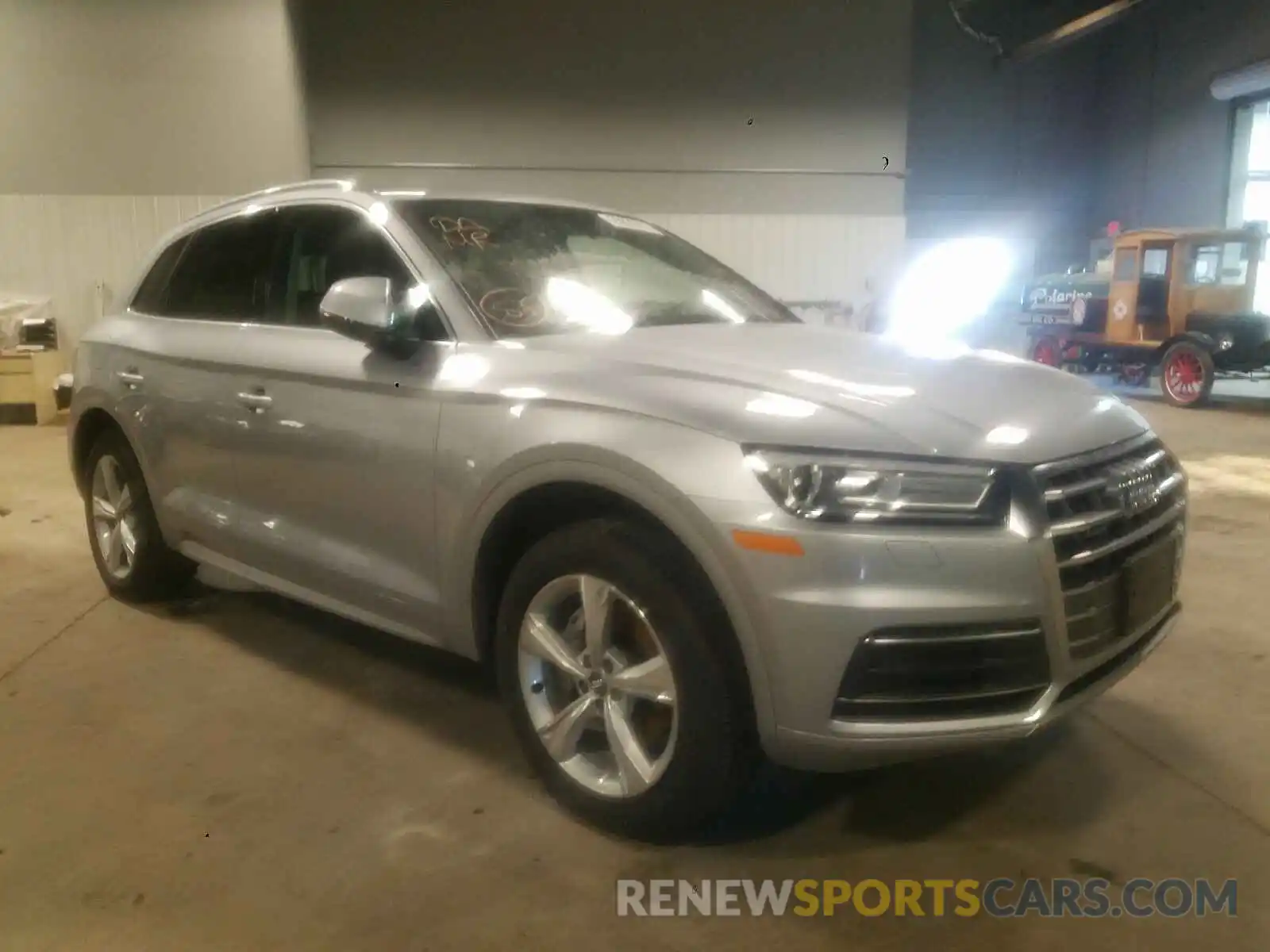 1 Photograph of a damaged car WA1ANAFY7L2082868 AUDI Q5 2020