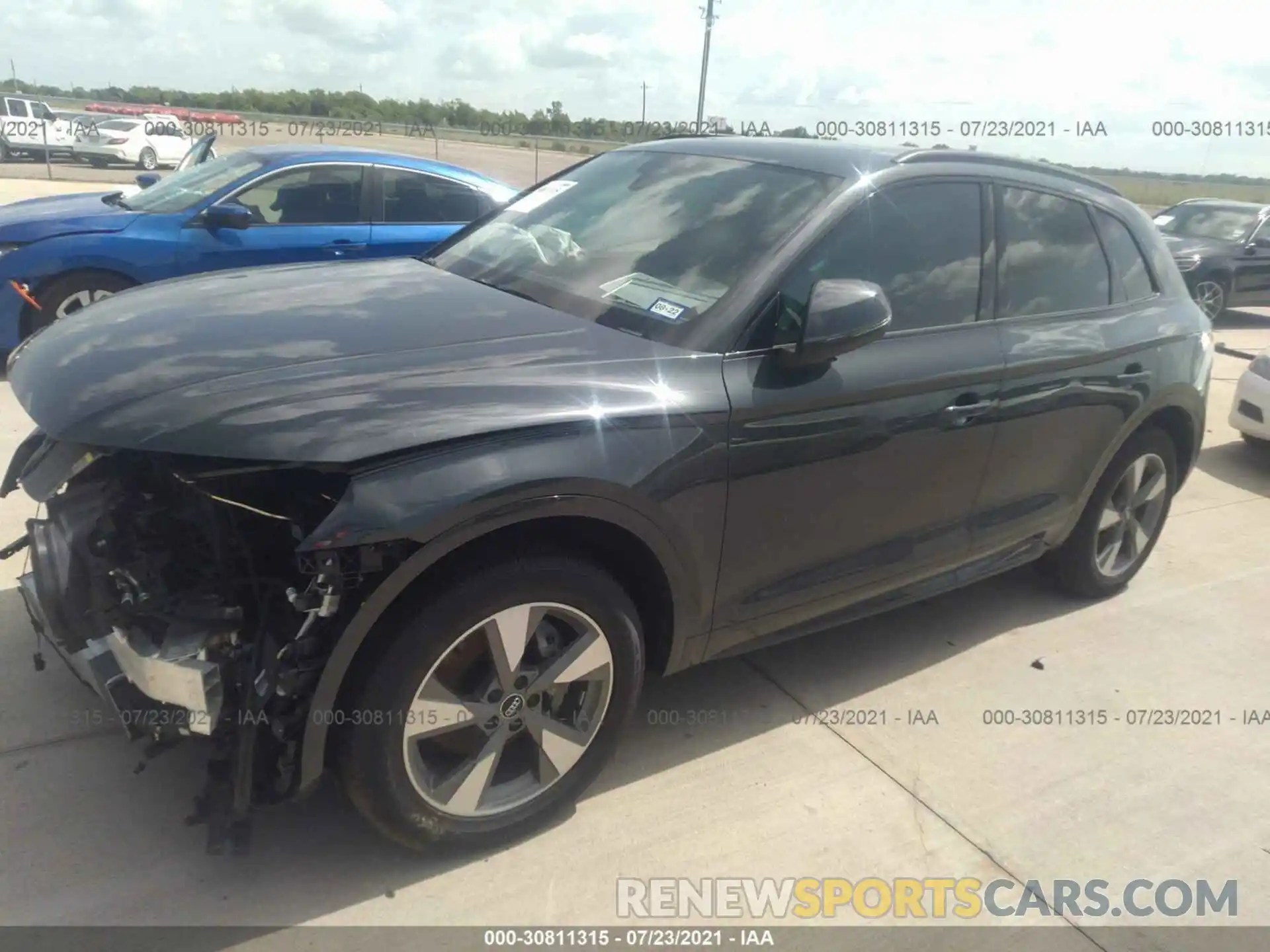 2 Photograph of a damaged car WA1ANAFY7L2086659 AUDI Q5 2020