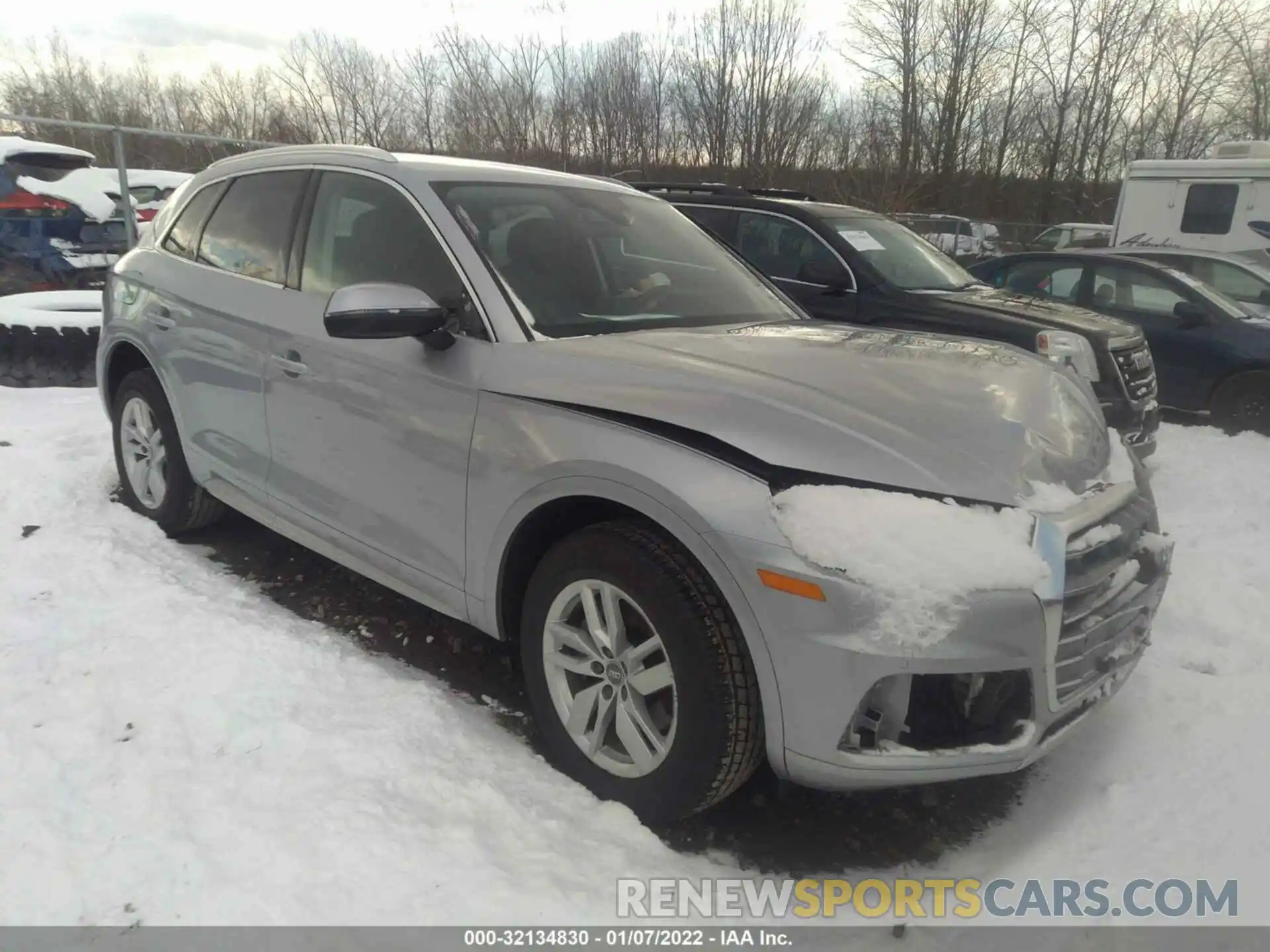 1 Photograph of a damaged car WA1ANAFY7L2090372 AUDI Q5 2020