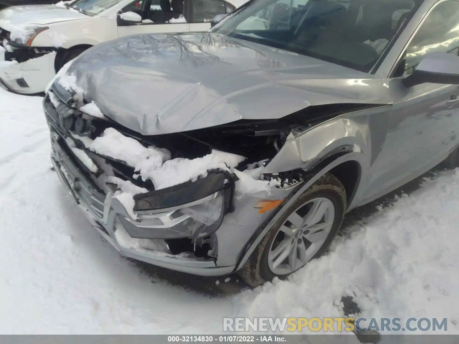 6 Photograph of a damaged car WA1ANAFY7L2090372 AUDI Q5 2020