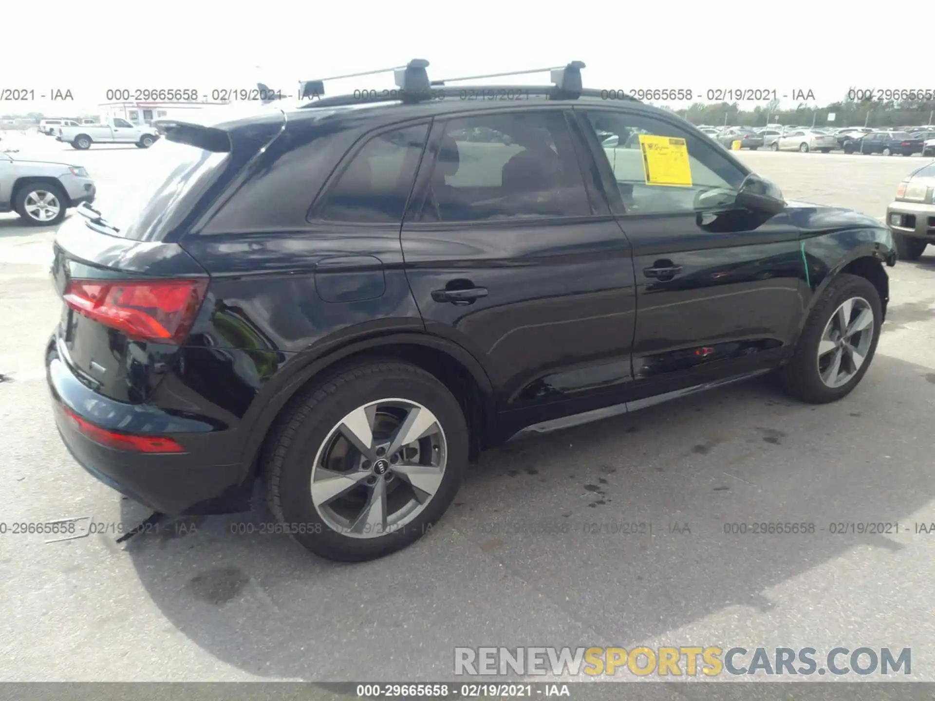 4 Photograph of a damaged car WA1ANAFY7L2100012 AUDI Q5 2020