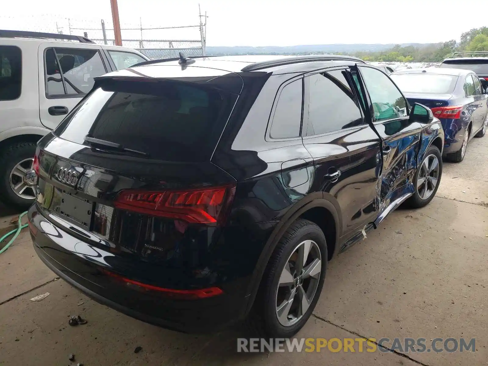 4 Photograph of a damaged car WA1ANAFY7L2103881 AUDI Q5 2020