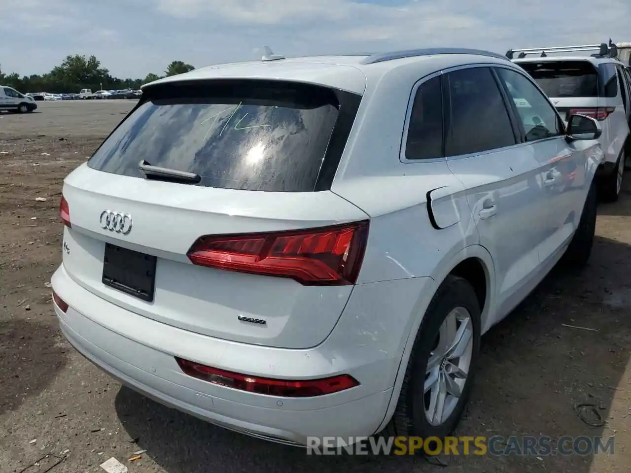 4 Фотография поврежденного автомобиля WA1ANAFY8L2007306 AUDI Q5 2020