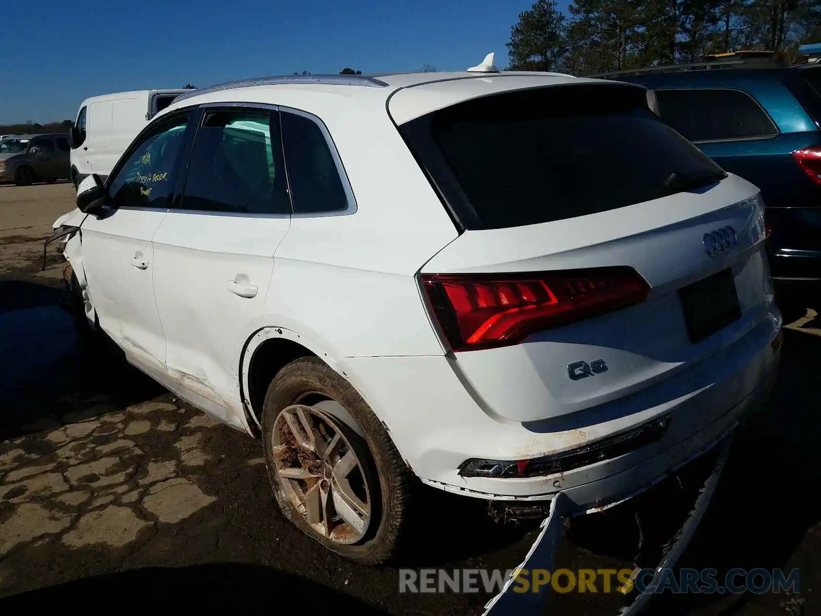 3 Photograph of a damaged car WA1ANAFY8L2014773 AUDI Q5 2020