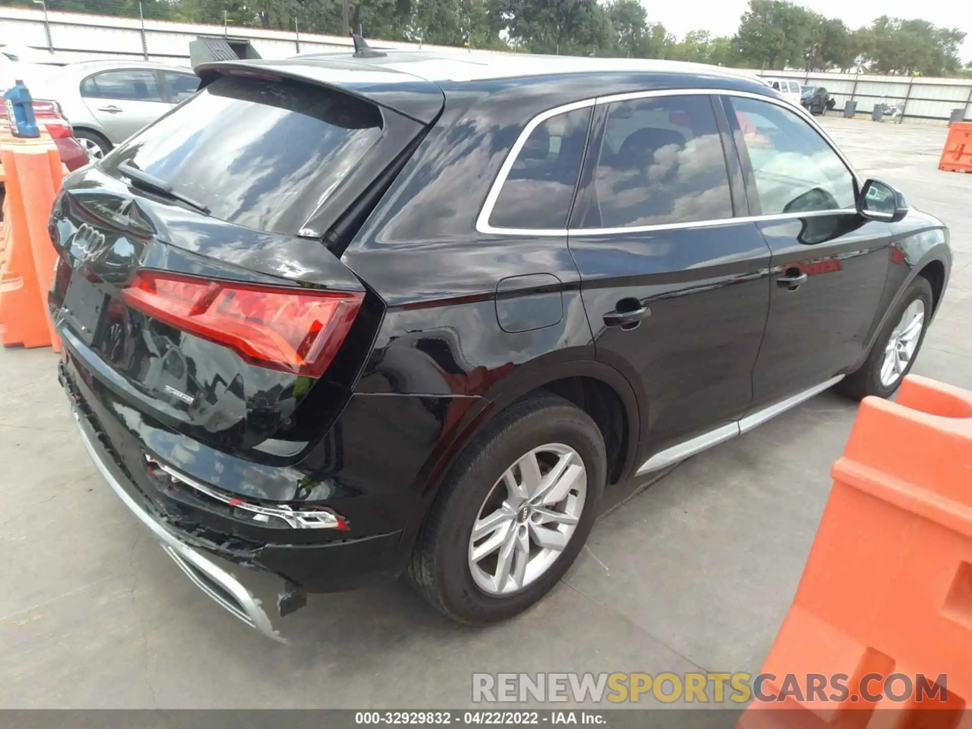 4 Фотография поврежденного автомобиля WA1ANAFY8L2028933 AUDI Q5 2020